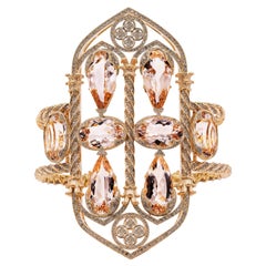 Armreif aus 18 Karat Gold, weißen und champagnerfarbenen Diamanten, Morganite