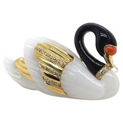 18k Gold White Jade and Black Onyx Diamond Swan Pin