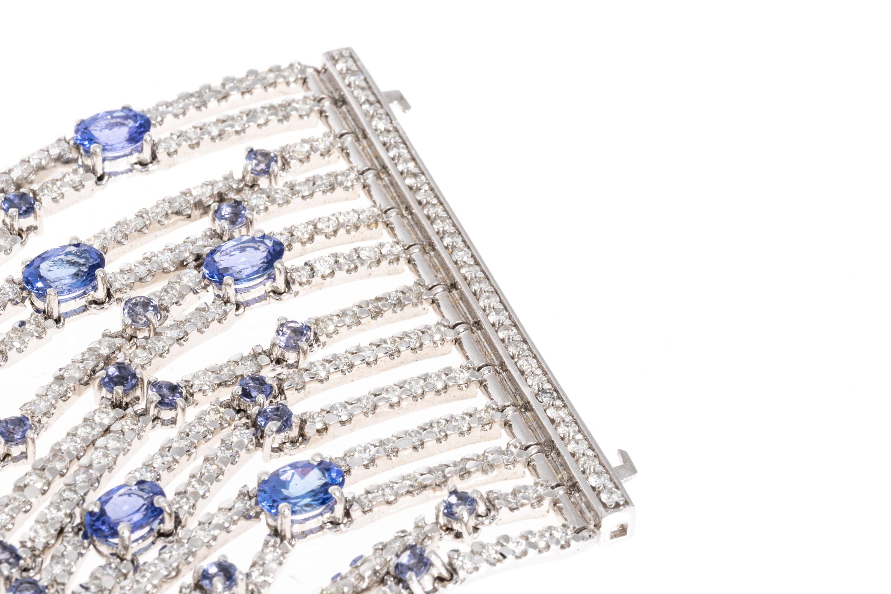 Contemporain Bracelet à plusieurs rangs en or 18 carats avec tanzanite large et diamants, App. 7,62 TCW en vente