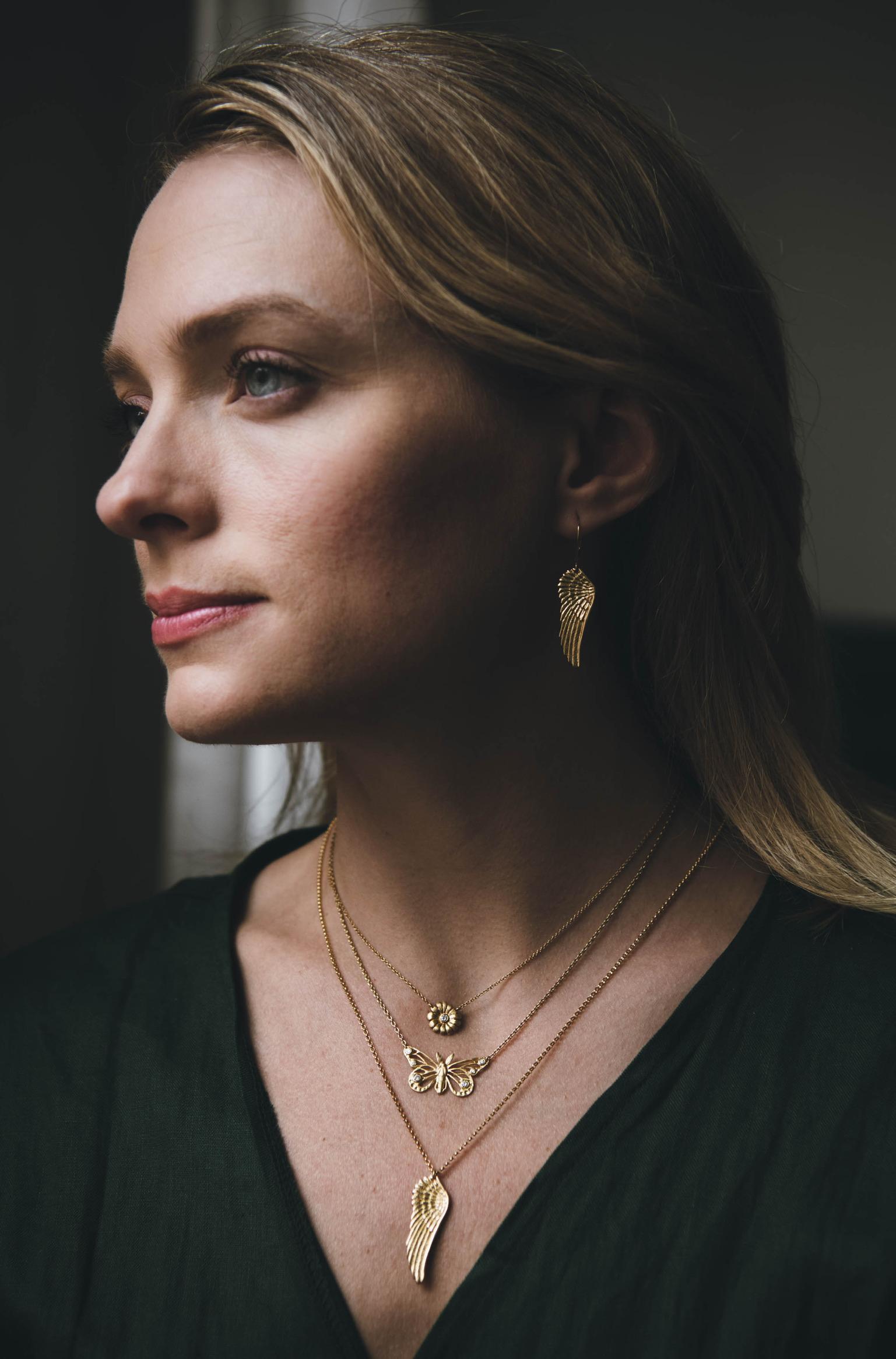 18K Gold Wing Earrings For Sale 4