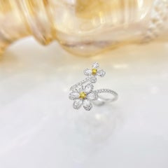Bague en or jaune 18K à double rose et diamants