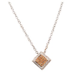 18K Gold Gelb & Weiß Diamant-Ohrring und Halskette Set