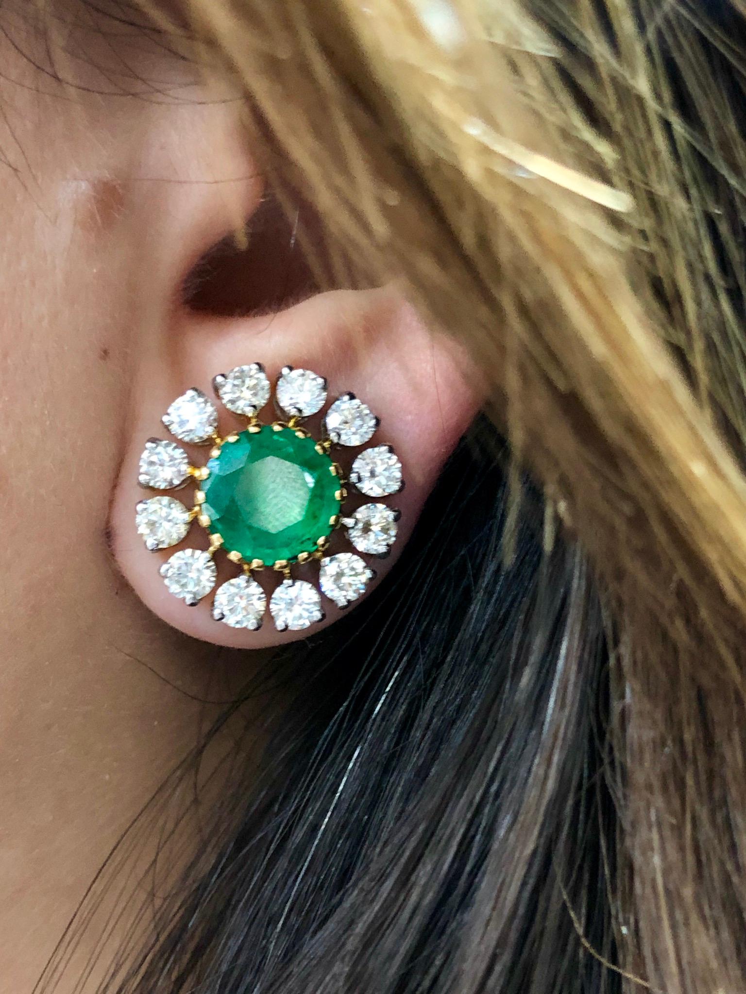 Contemporary 4.96 Carat Zambian Emerald Diamond 18k Gold Stud Earrings 
