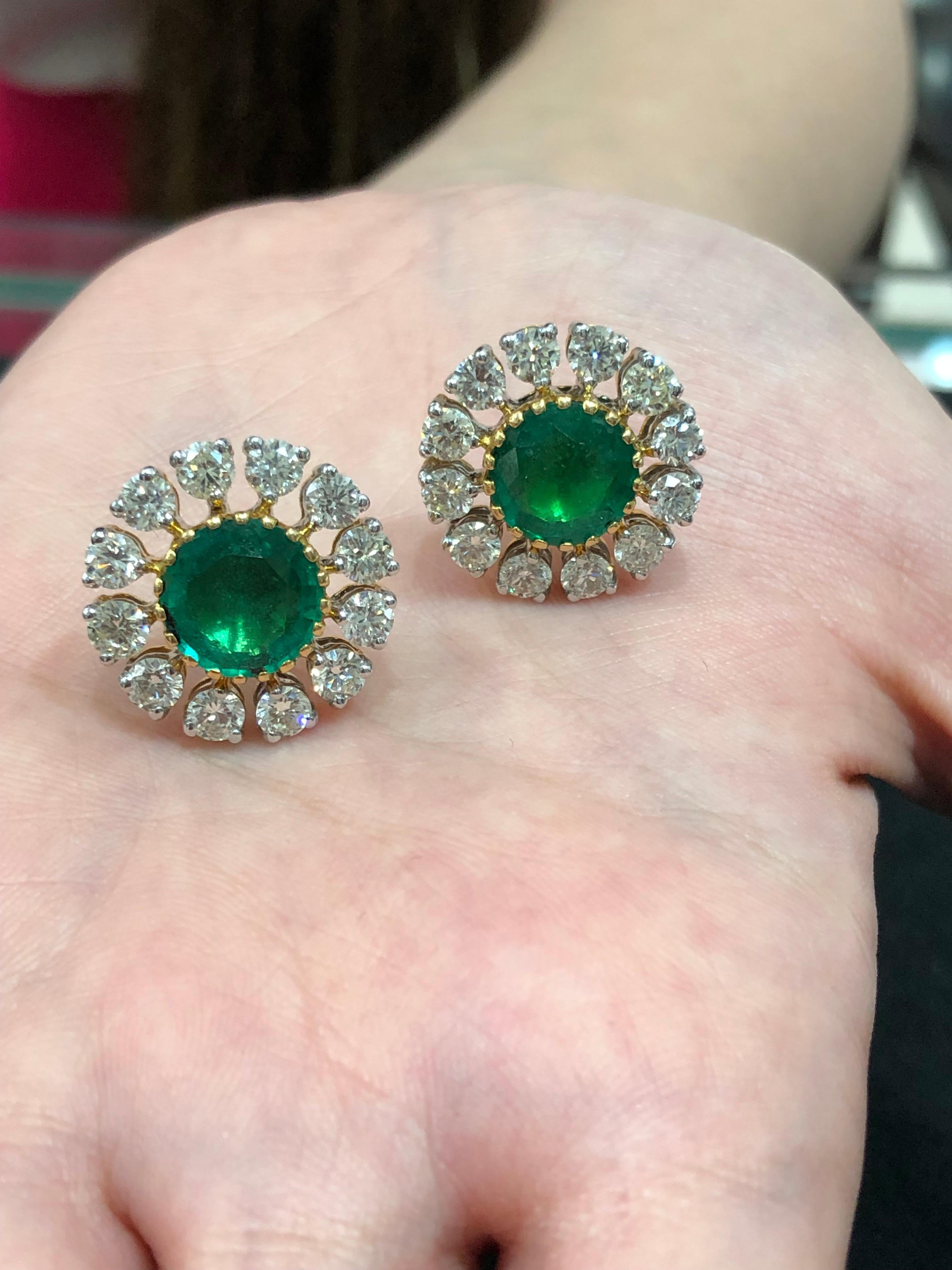 Round Cut 4.96 Carat Zambian Emerald Diamond 18k Gold Stud Earrings 