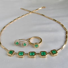 18 Karat Gold and Colombian Emerald Necklace