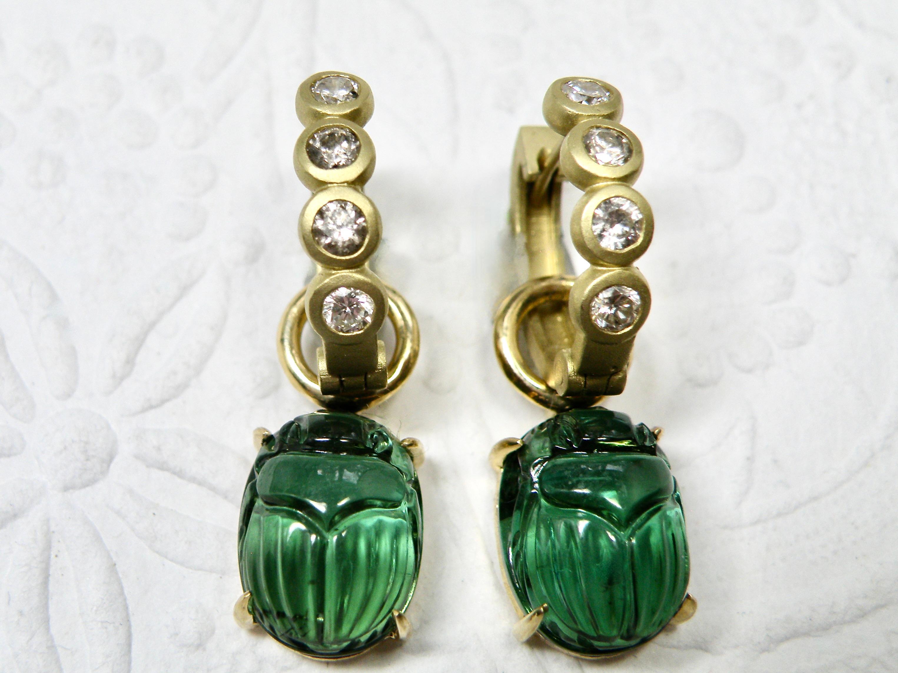 18k green tourmaline earrings w sapphire reversible Huggies For Sale 3