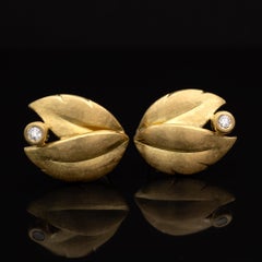 18K gehämmertes Gelbgold "Blätter" Diamant-Ohrringe mit Clip