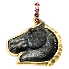 18K Hand Carved Onyx Horse Pendant with Sapphire Bail