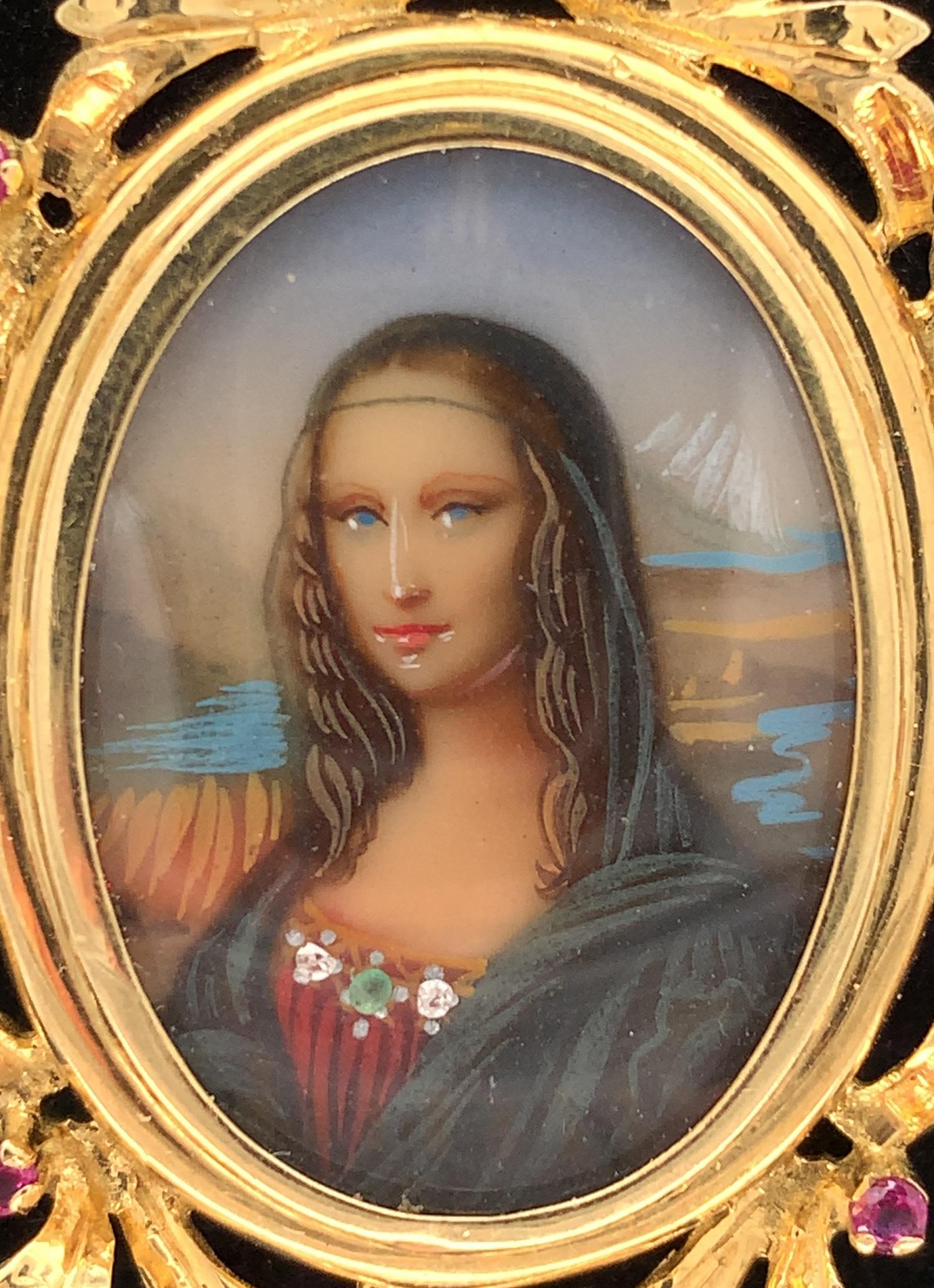 Round Cut 18k Yellow Gold Hand Painted Portrait Pin Mona Lisa For Sale