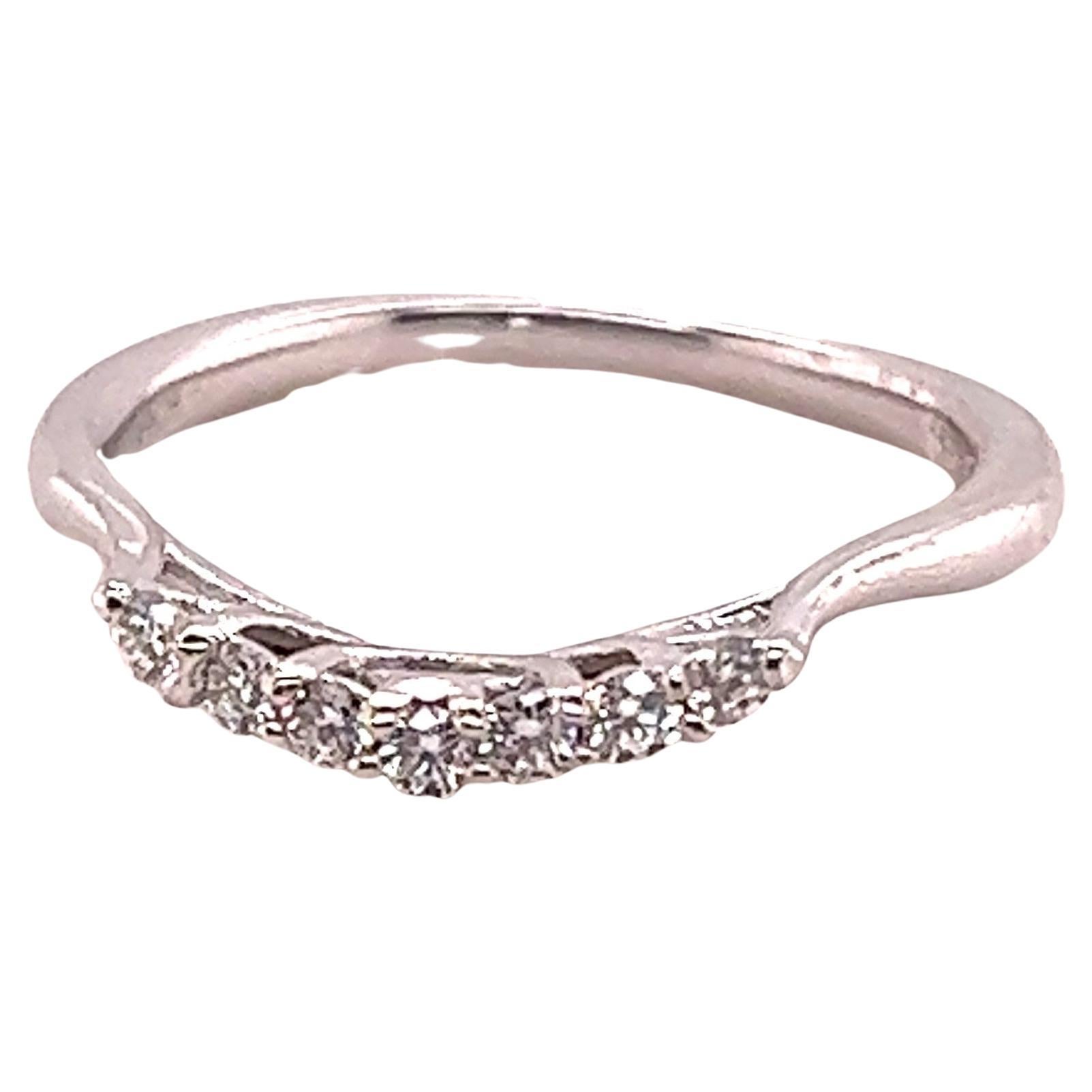 18k Hearts On Fire 7-Stone Curved Diamond Band For Sale