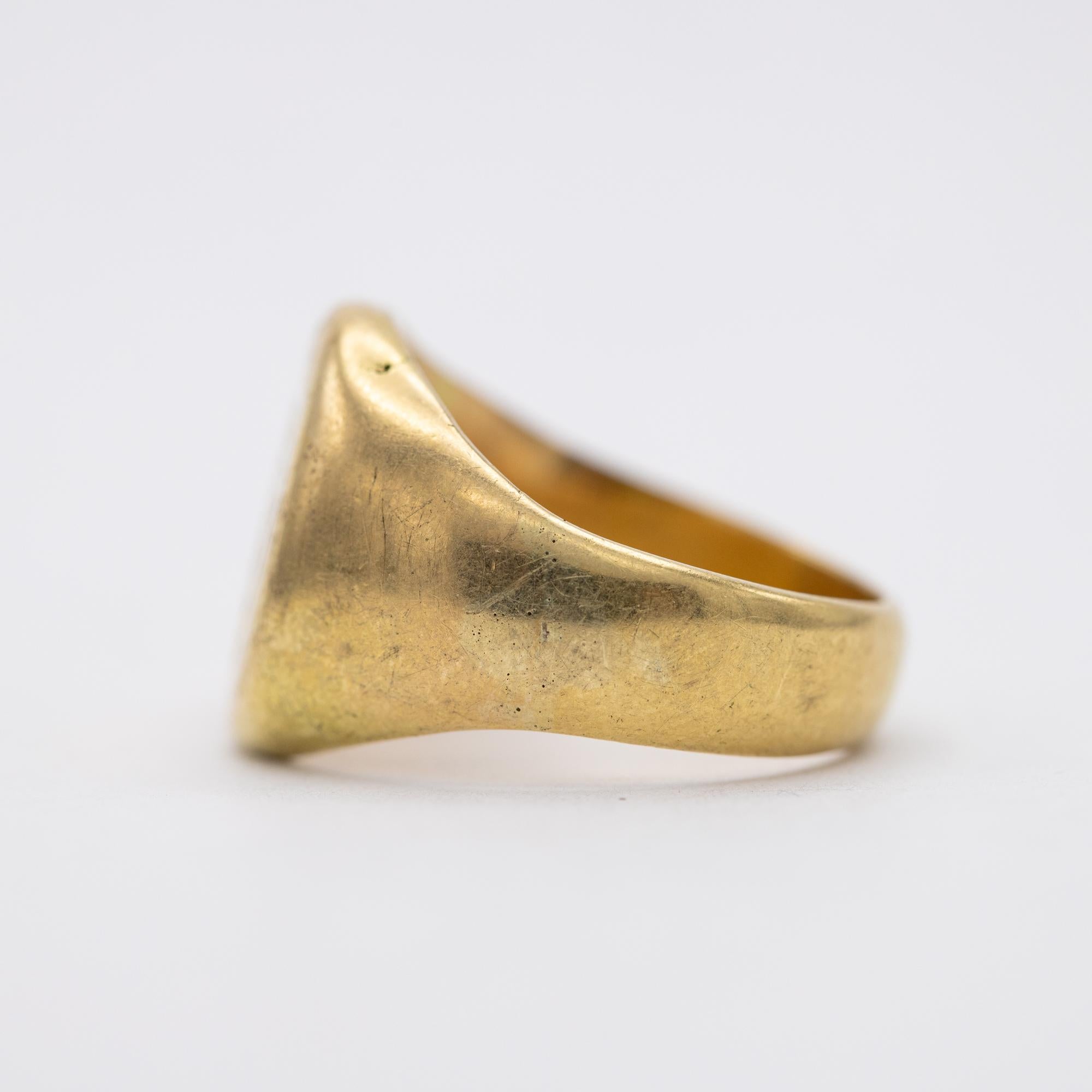 18K heavy signet ring - Intaglio ring - Patina solid gold gentleman ring 4