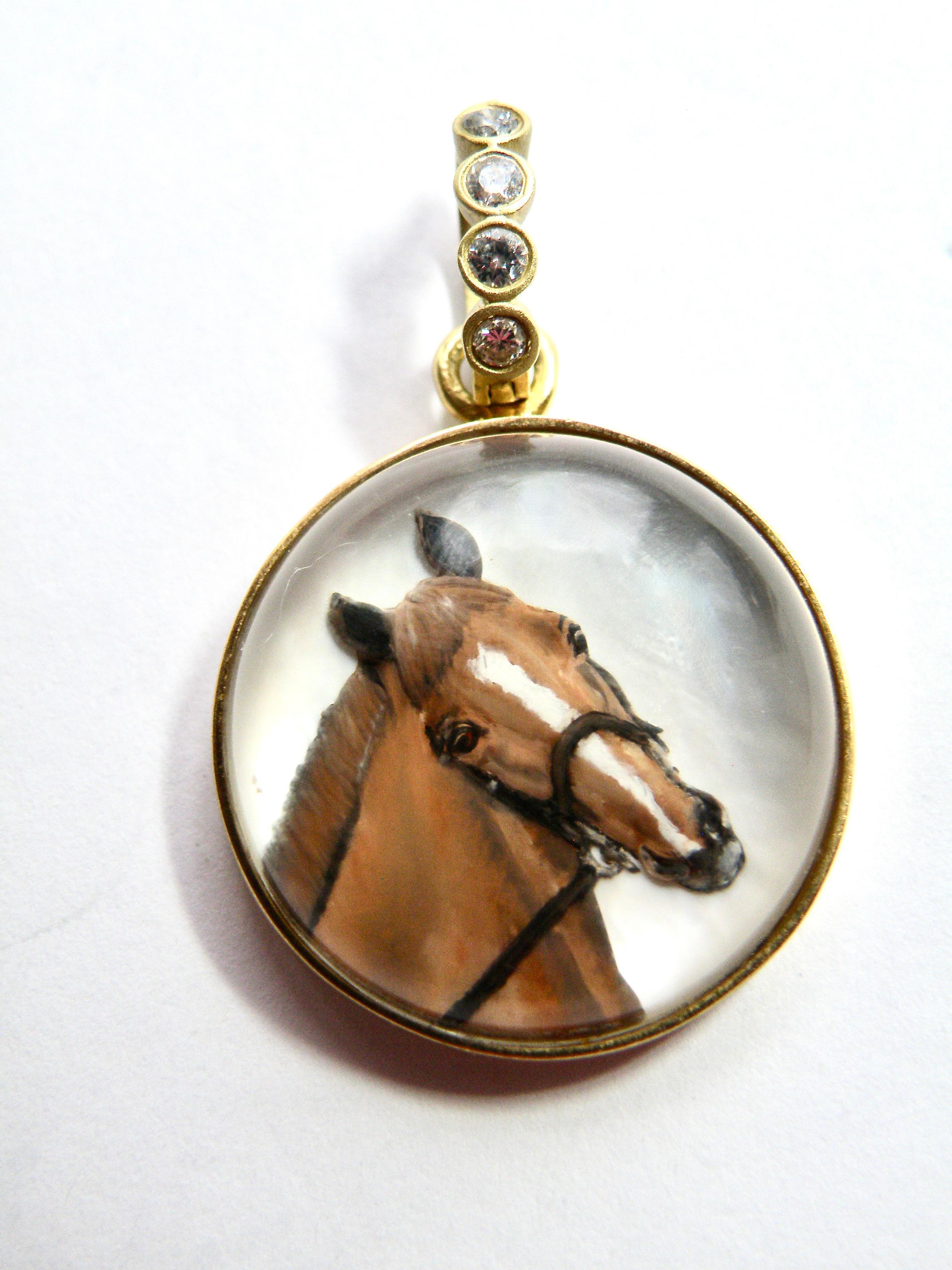 Potenciador Caballo 18k, cristal tallado al revés, caballo pintado a mano, fianza de zafiro Cabujón en venta