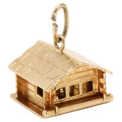 Vintage 18K House w/ Bucket Charm