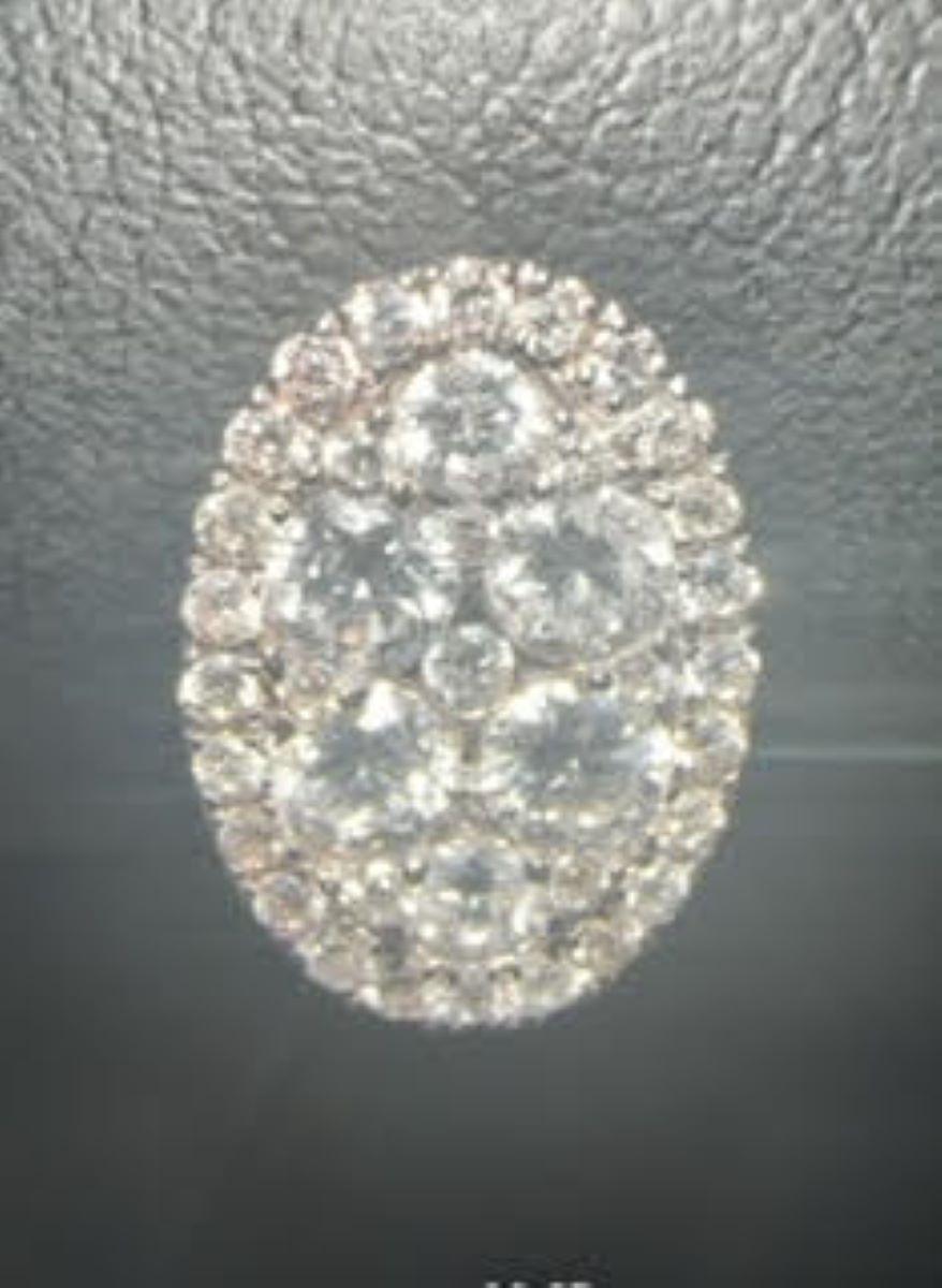 18K Illusion Oval studs' earrings with Diamond For Sale 2