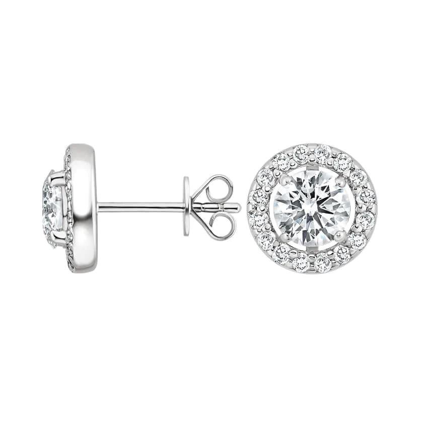 Alia's Diamond Stud Earrings In New Condition For Sale In Los Angeles, CA