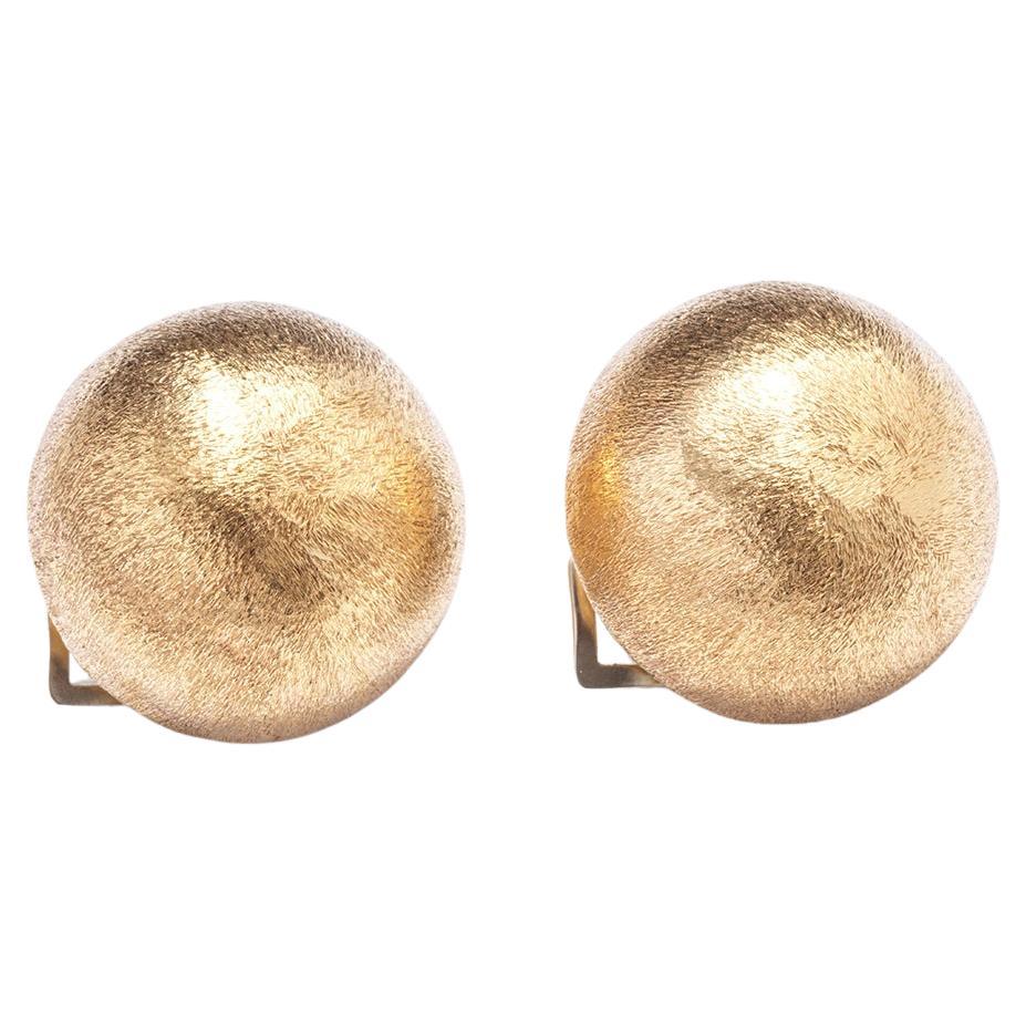 18k Italian Gold clip-on Earrings by Unoarre For Sale