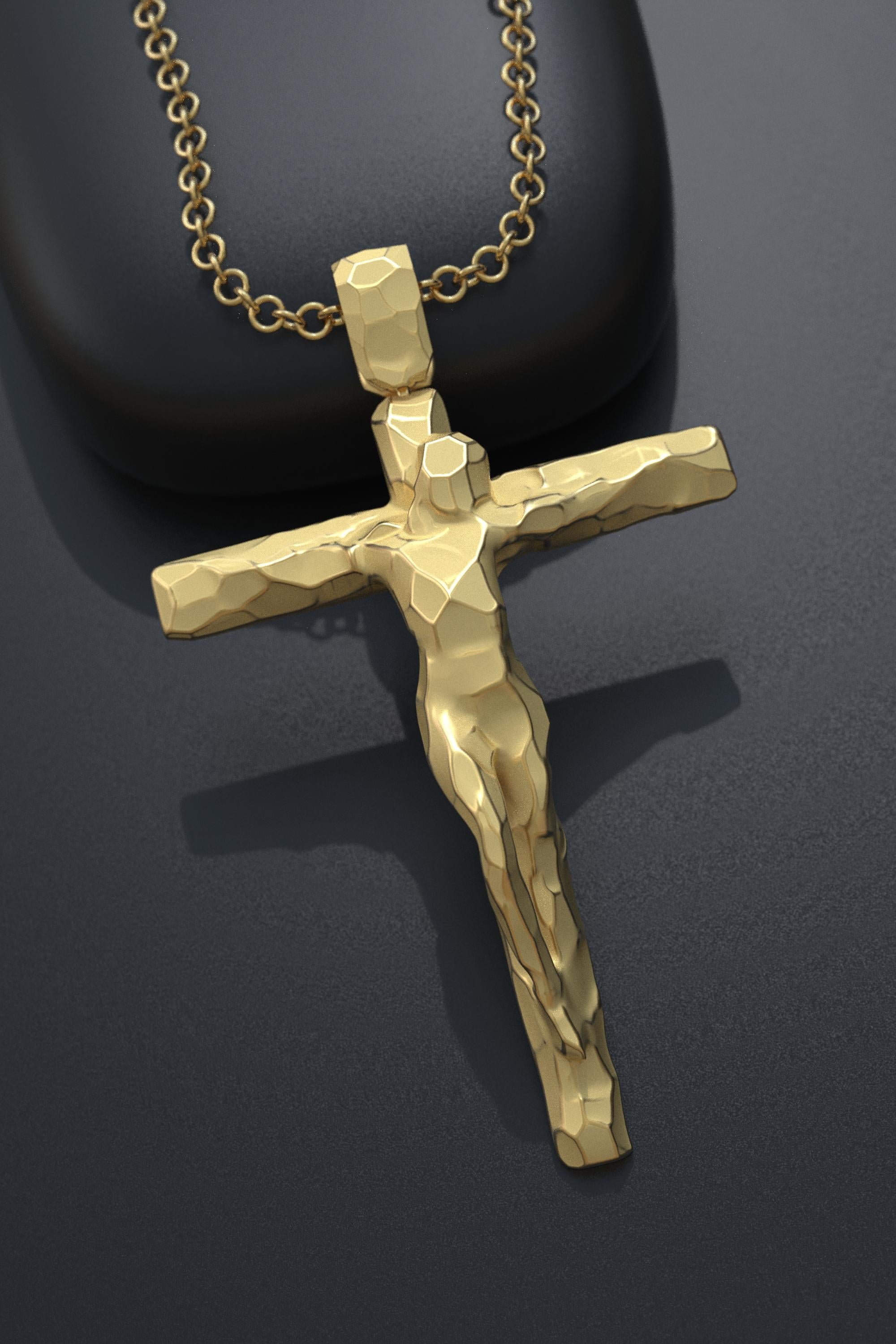18k Italian Gold Crucifix Pendant Necklace for Men, only made to order. For Sale 2