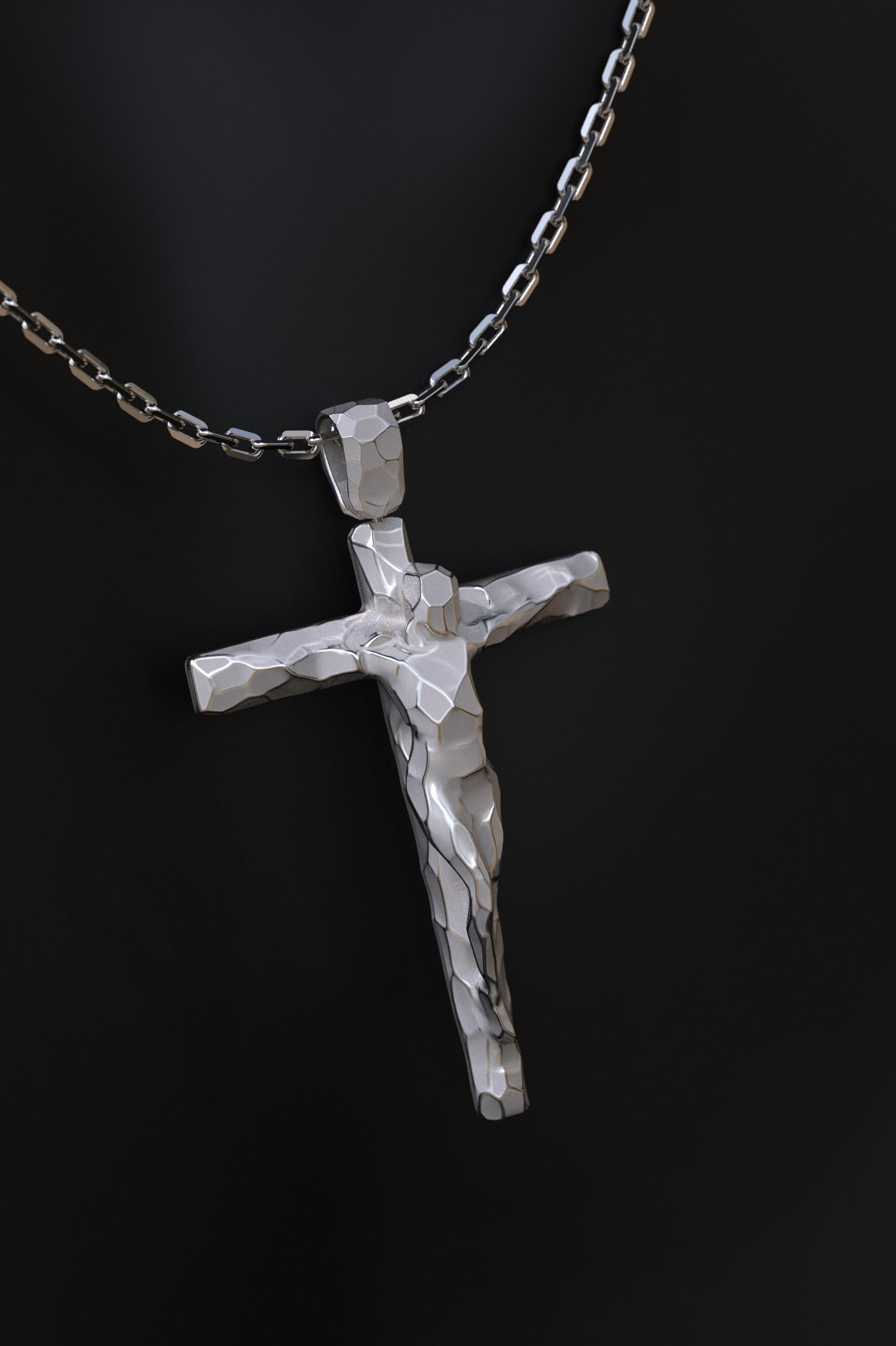 18k Italian Gold Crucifix Pendant Necklace for Men, only made to order. For Sale 6