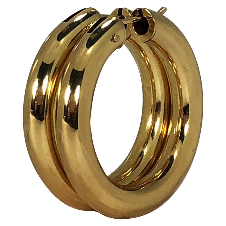 18 Karat Italian Gold Hoop Earrings at 1stDibs