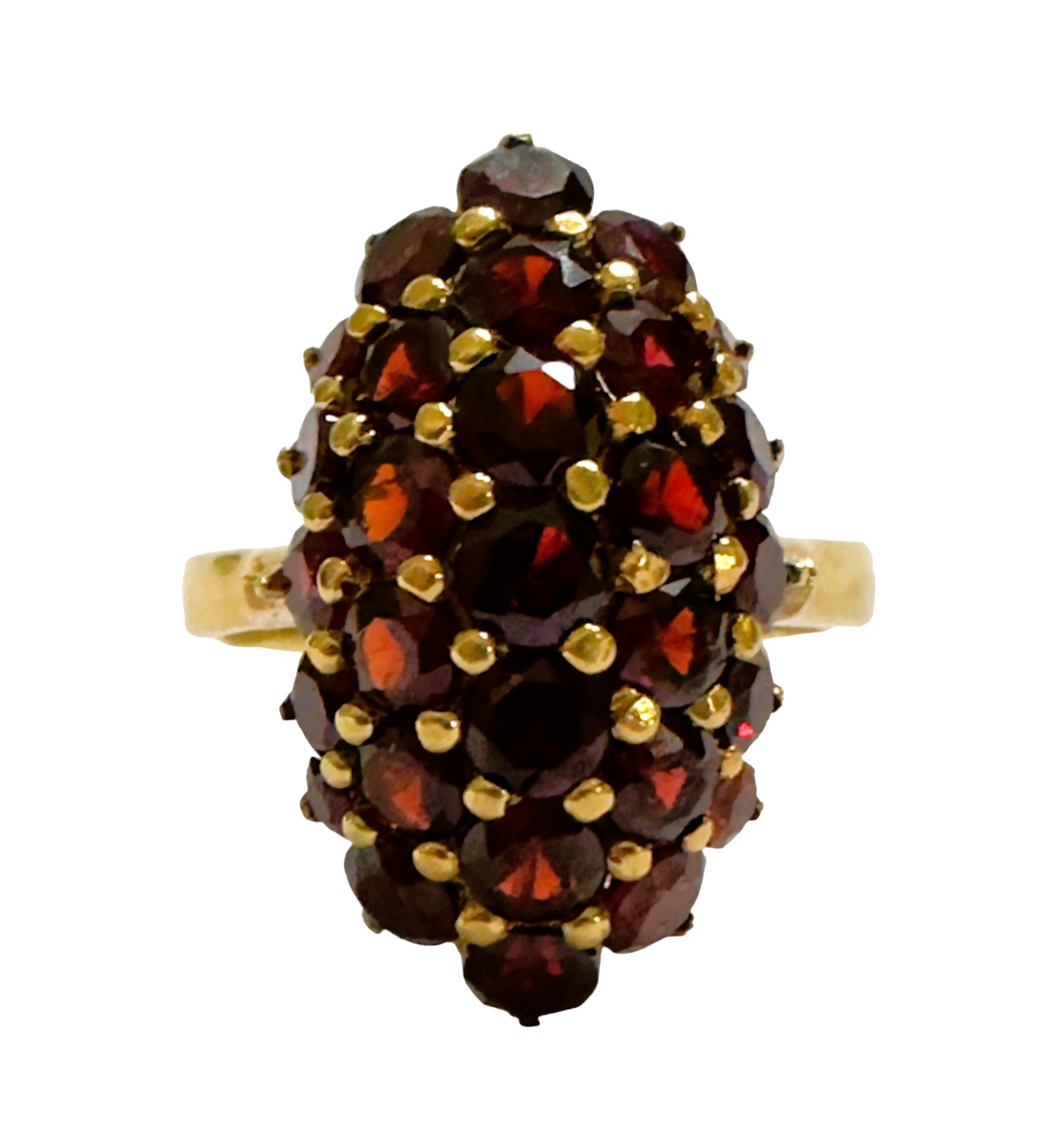 18K Italian Yellow Gold  Vintage Marquis Shaped Dome Garnet Ring with Appraisal In Good Condition In Eagan, MN