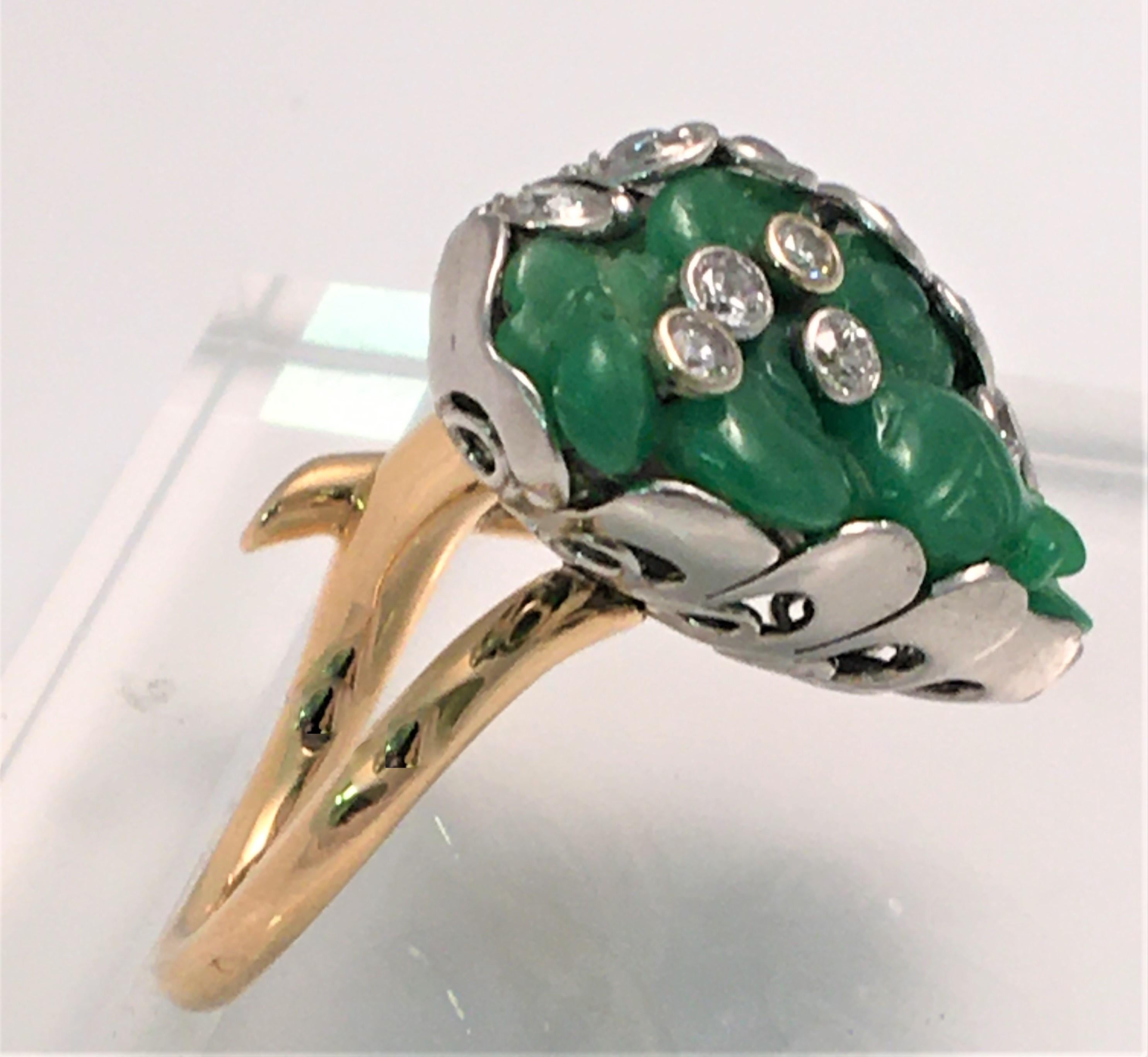 Round Cut 18 Karat Jade Diamond Statement Ring For Sale