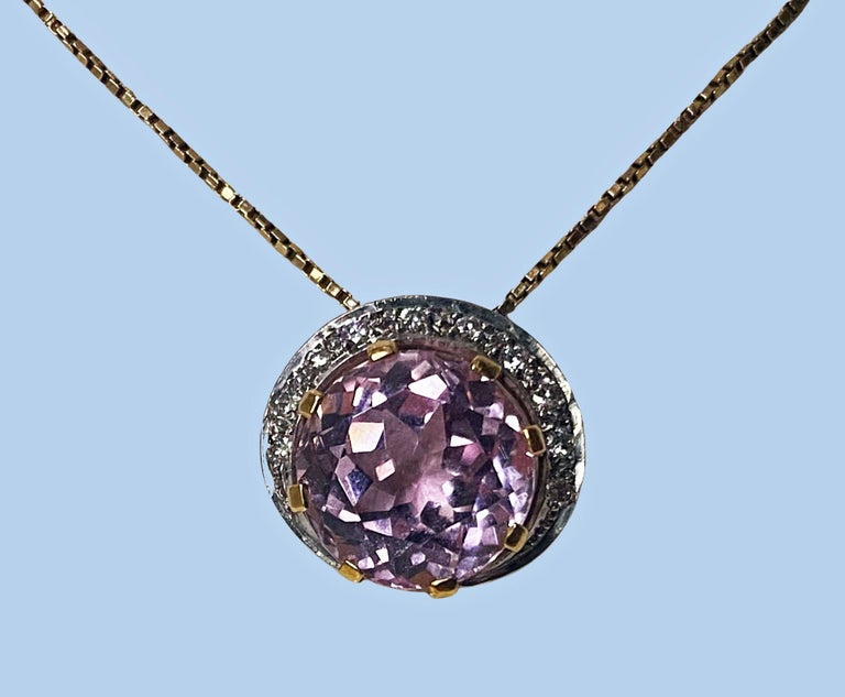 18k Kunzite and Diamond Pendant with 18k Chain For Sale 1