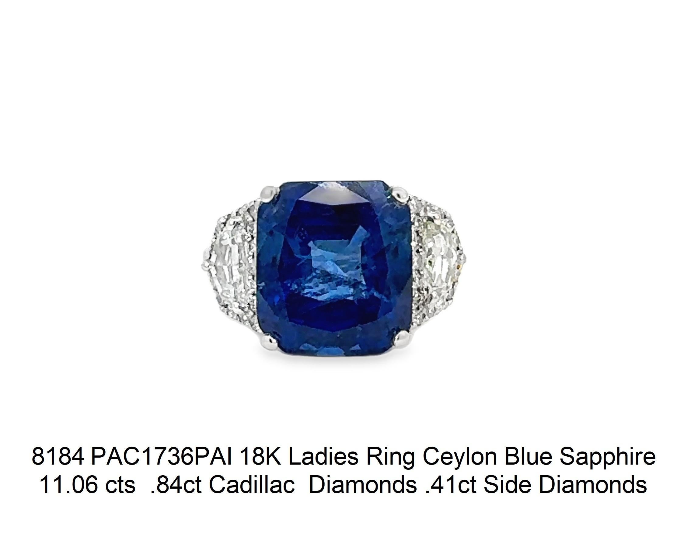 Ottagono Anello da donna in 18 carati con zaffiro blu e diamanti in vendita