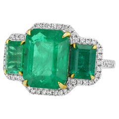 18K Two Tone Gold Ladies Ring with 9.06ct Emerald and Diamonds