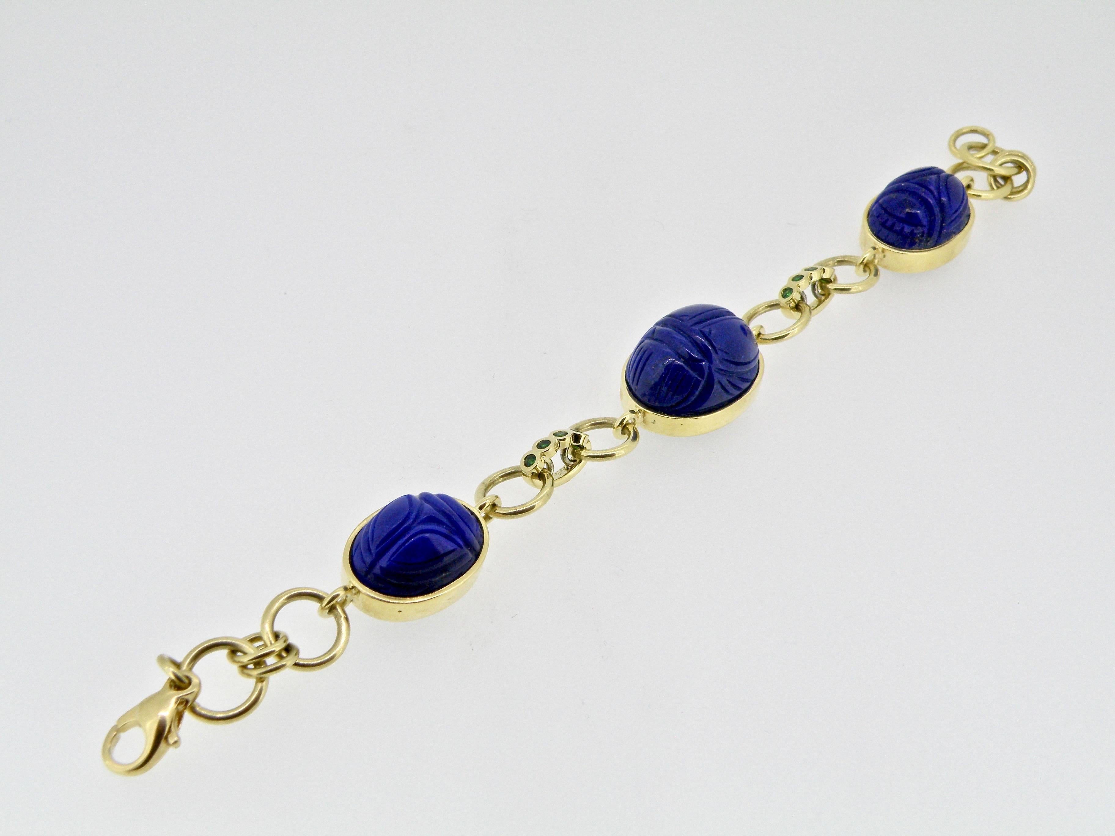 Contemporary 18 Karat Lapis Lazuli Scarab Link Bracelet