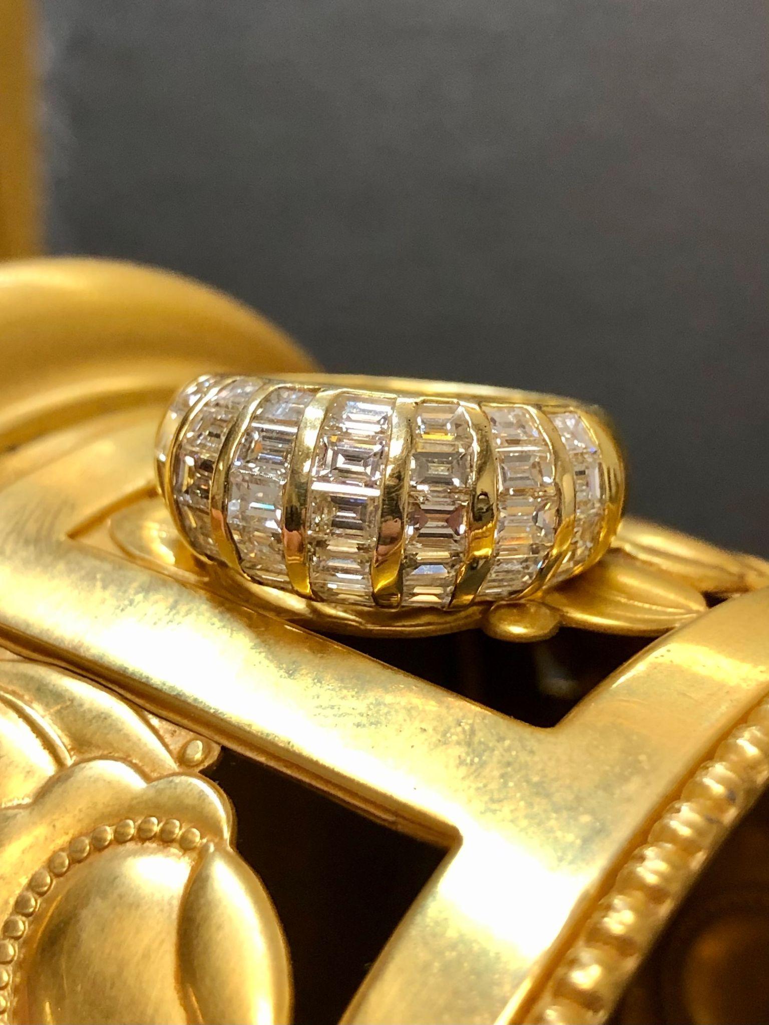 Estate 18K Large Square Baguette Diamond Band Cocktail Ring 3.80cttw Sz 7 In Good Condition For Sale In Winter Springs, FL