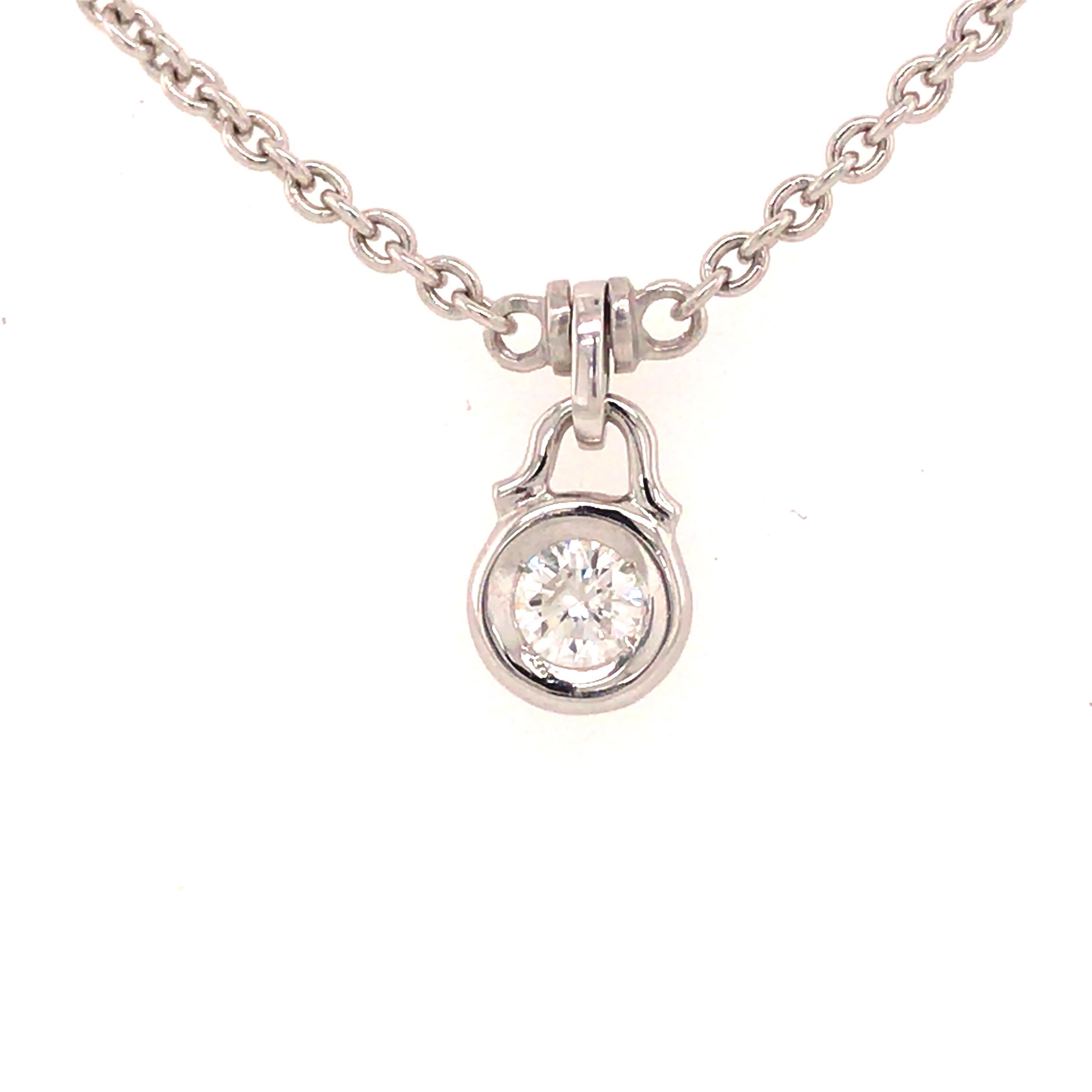 Collar largo de diamantes de 18 quilates con colgantes Oro Blanco Corte redondo en venta