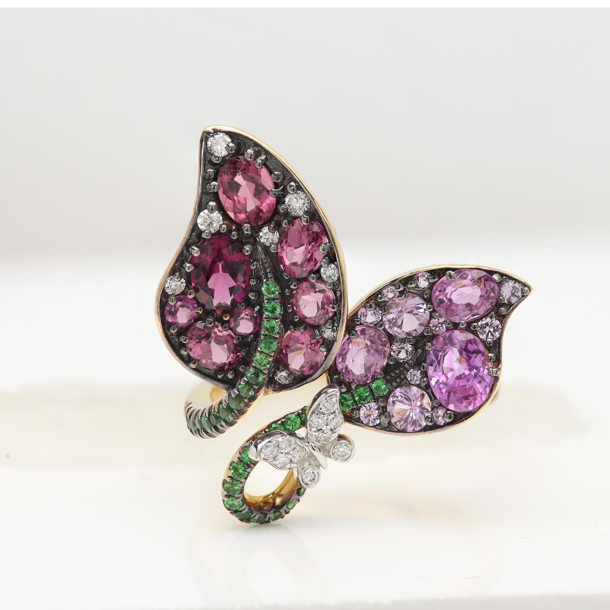 18k Lovely Flower leaf Ring saphir naturel rhodolite tsavorite diamants massif Neuf - En vente à Brooklyn, NY