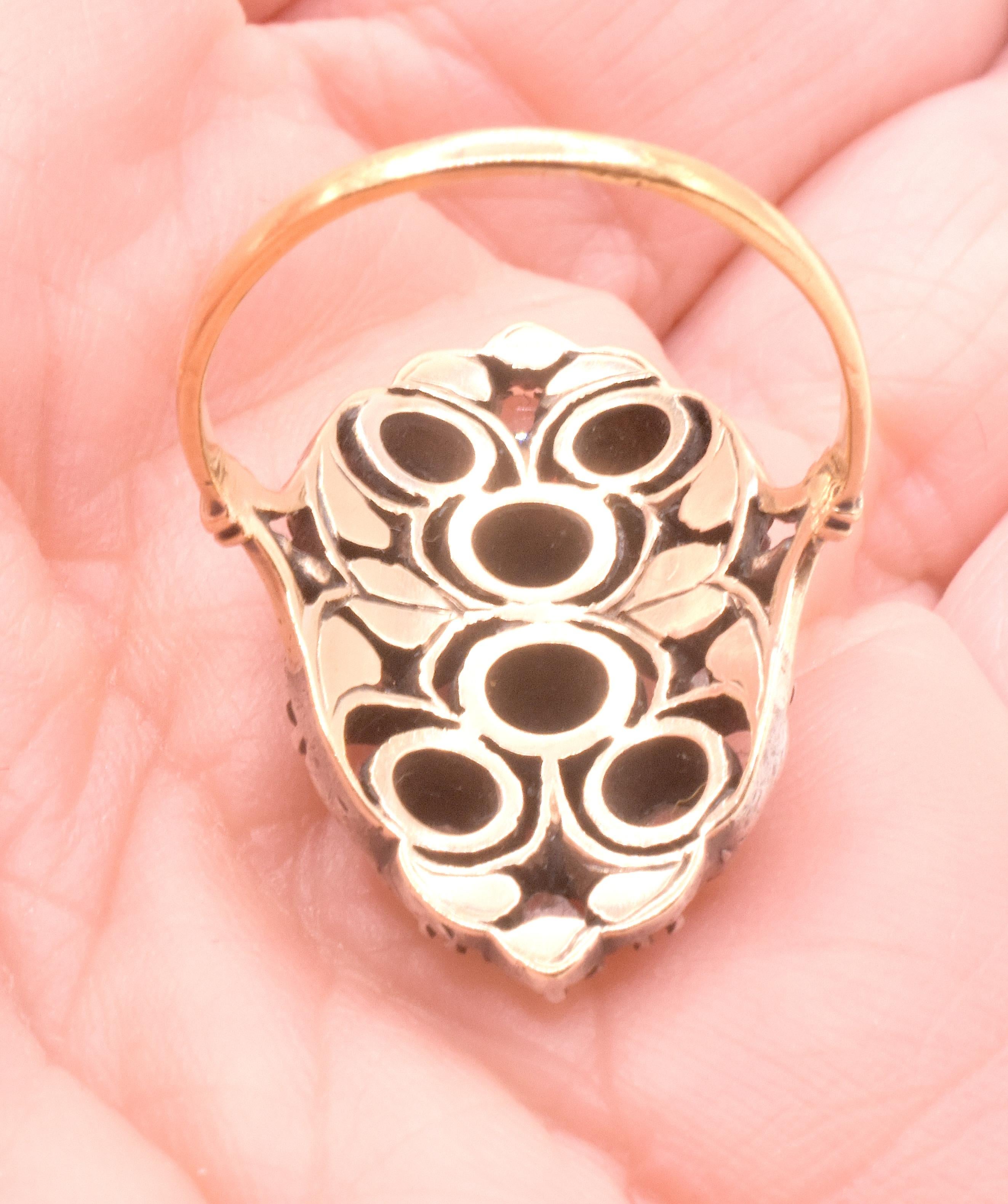 18K Marquis-förmiger frühviktorianischer Diamant-Cluster-Ring im Angebot 1