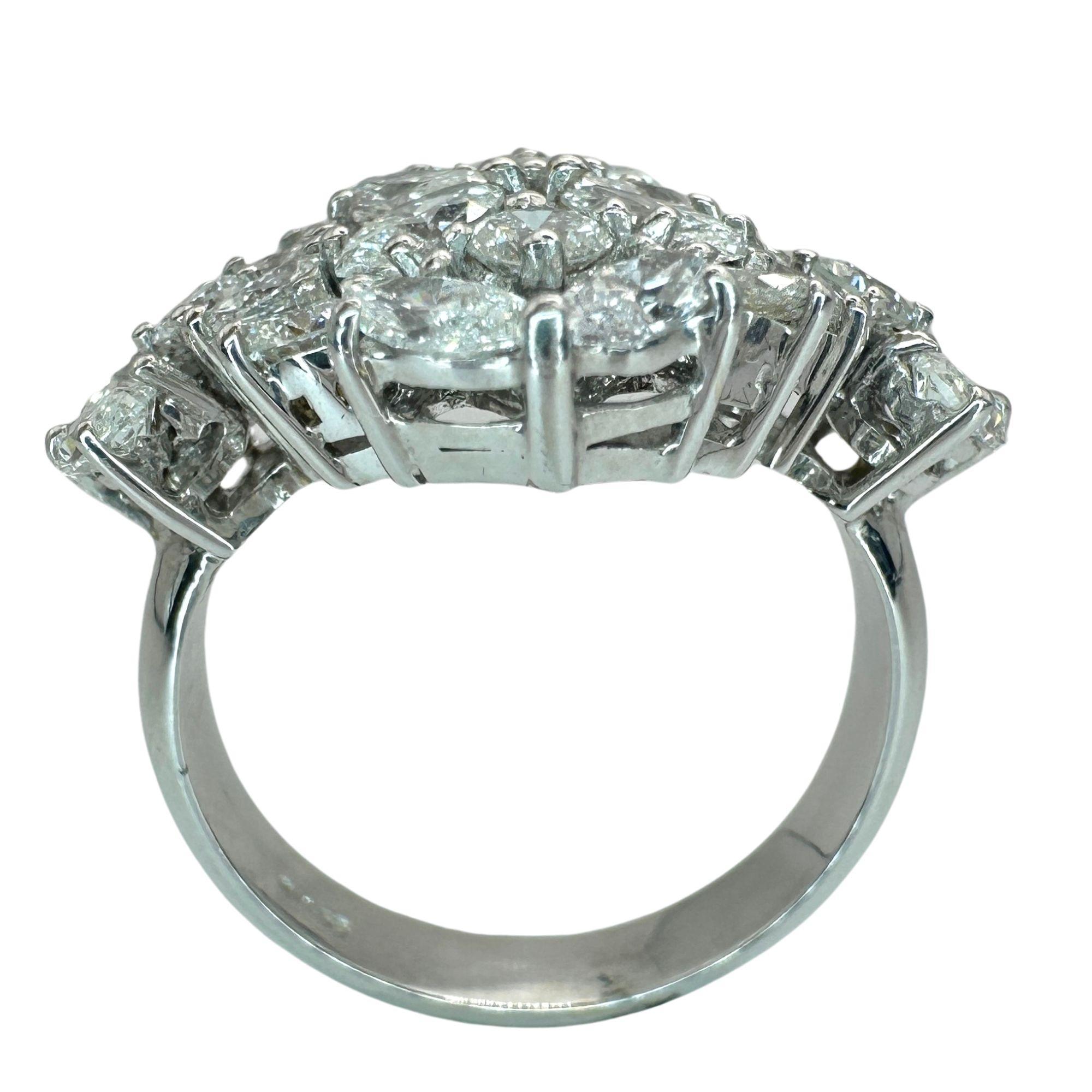 18k Marquise Cut Diamond Ring For Sale 1