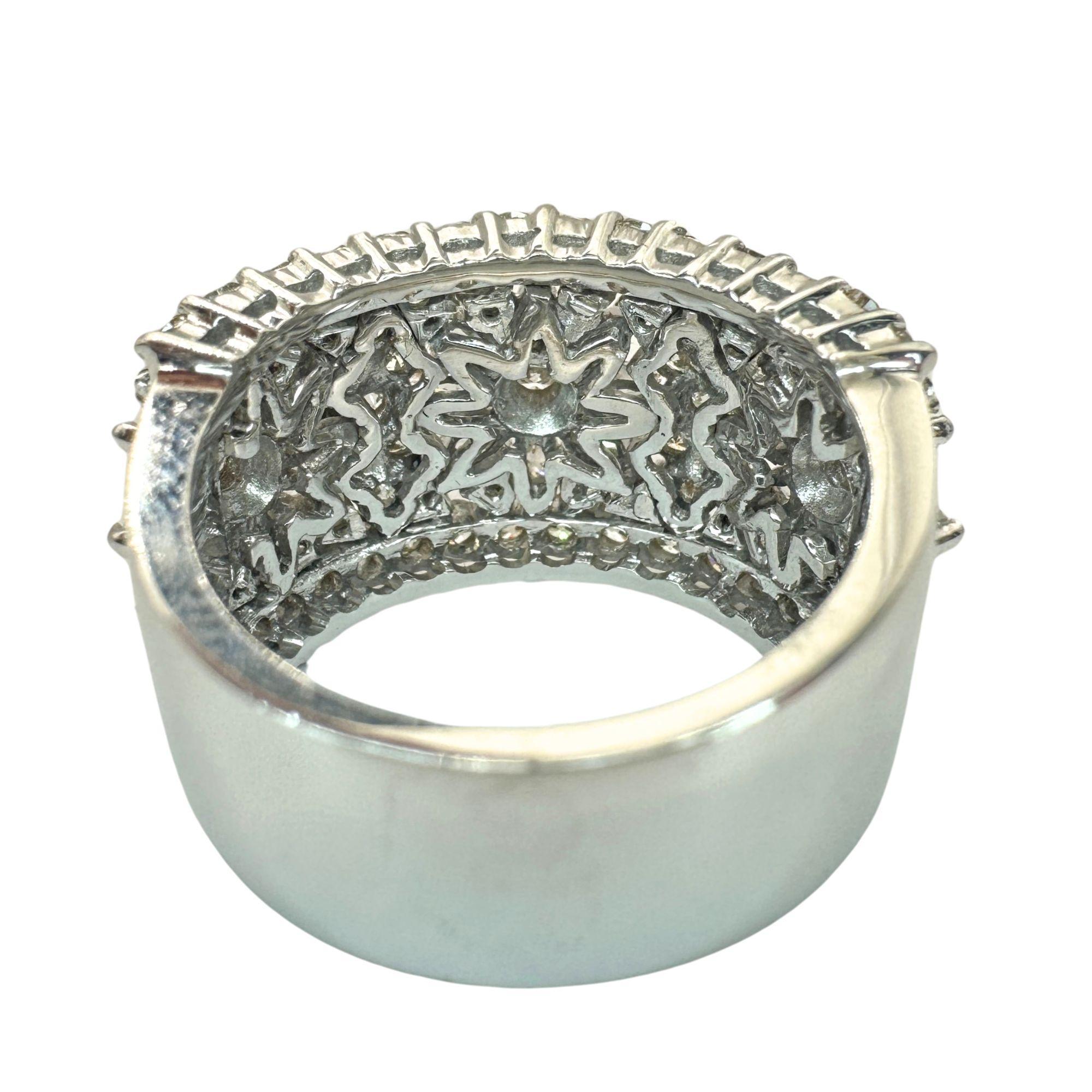 18k Marquise Cut Diamond Wide Band Ring For Sale 4
