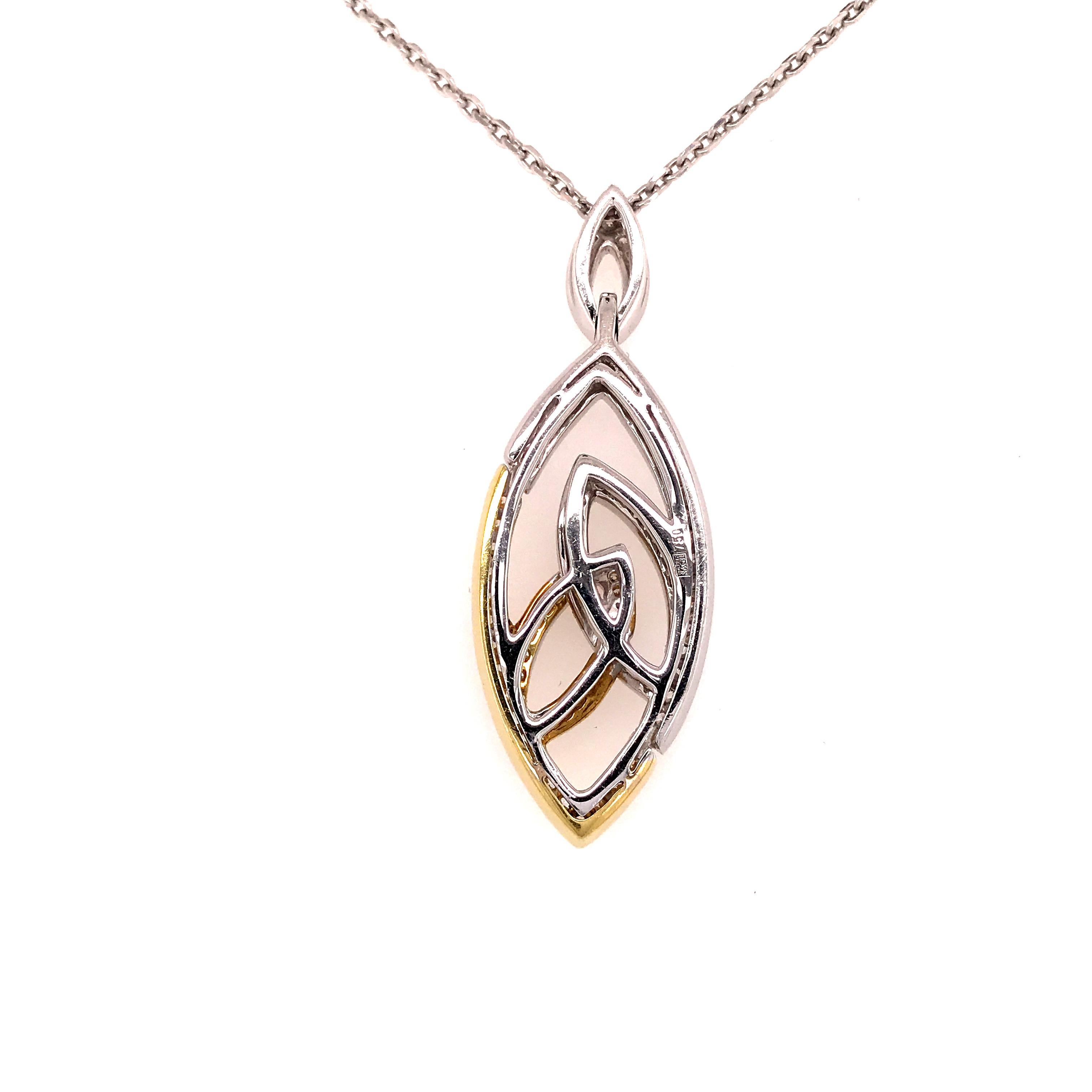 18 Karat Marquise Shape Pendant on Open Link Necklace Two-Tone Gold For Sale 2