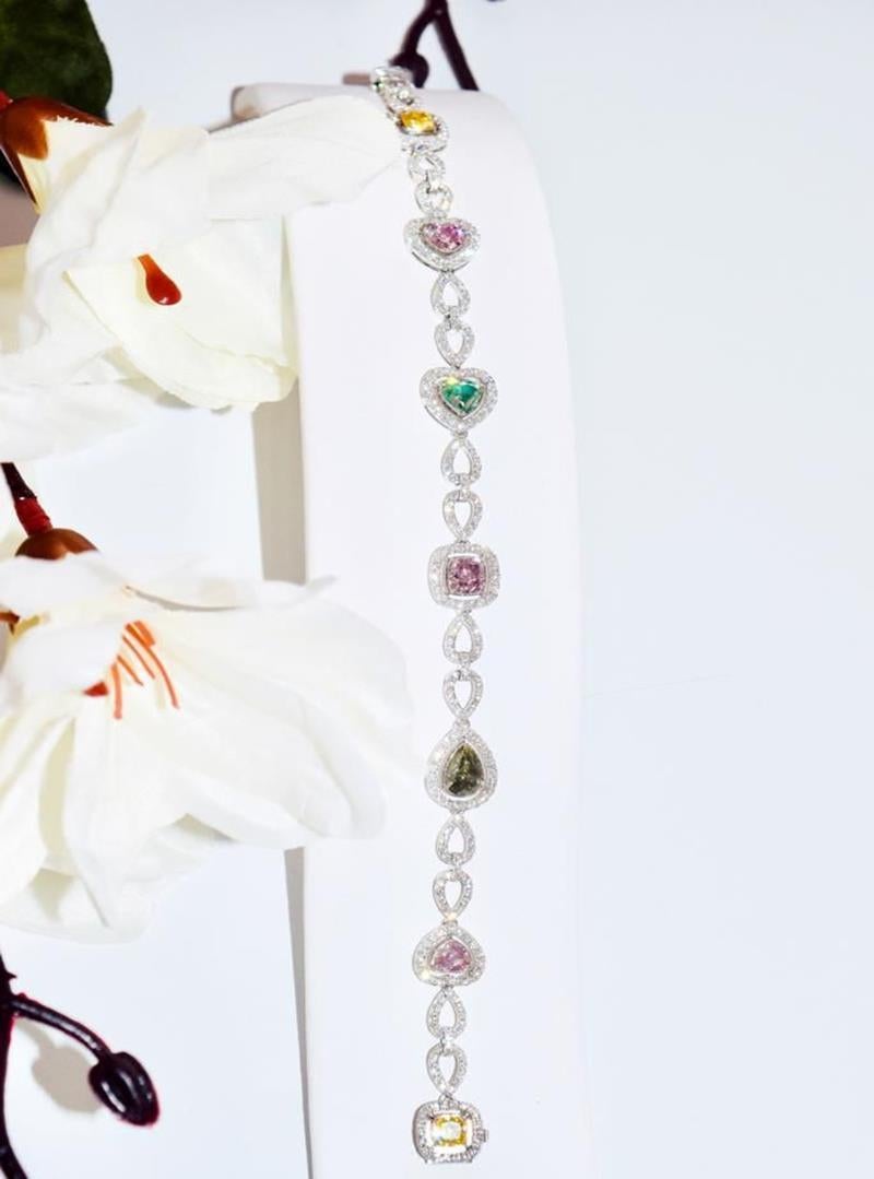Bracciale con diamanti a forma mista 18K in vendita 1