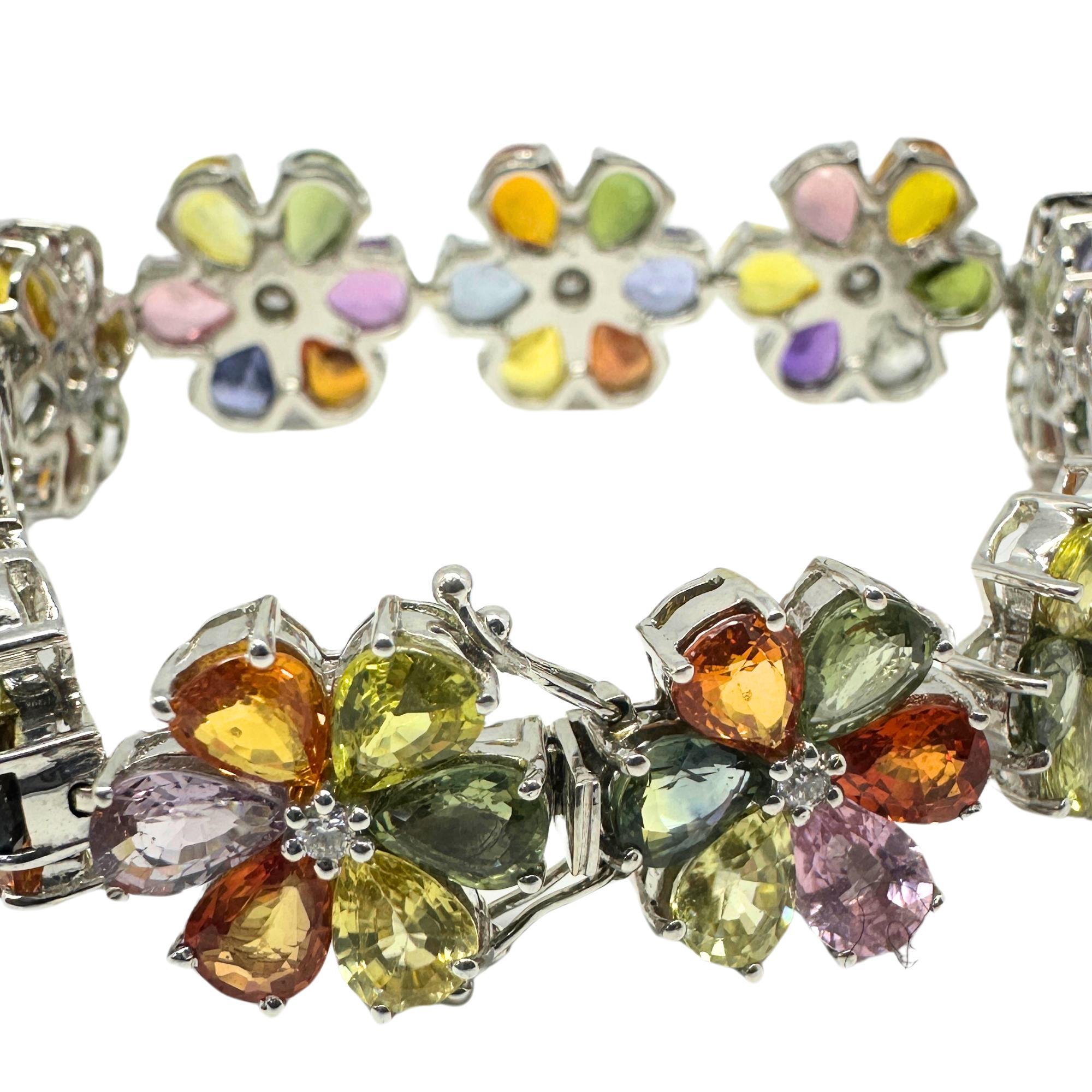 18k Modern Pear Cut Multicolor Sapphire and Diamond Flower Bracelet For Sale 6