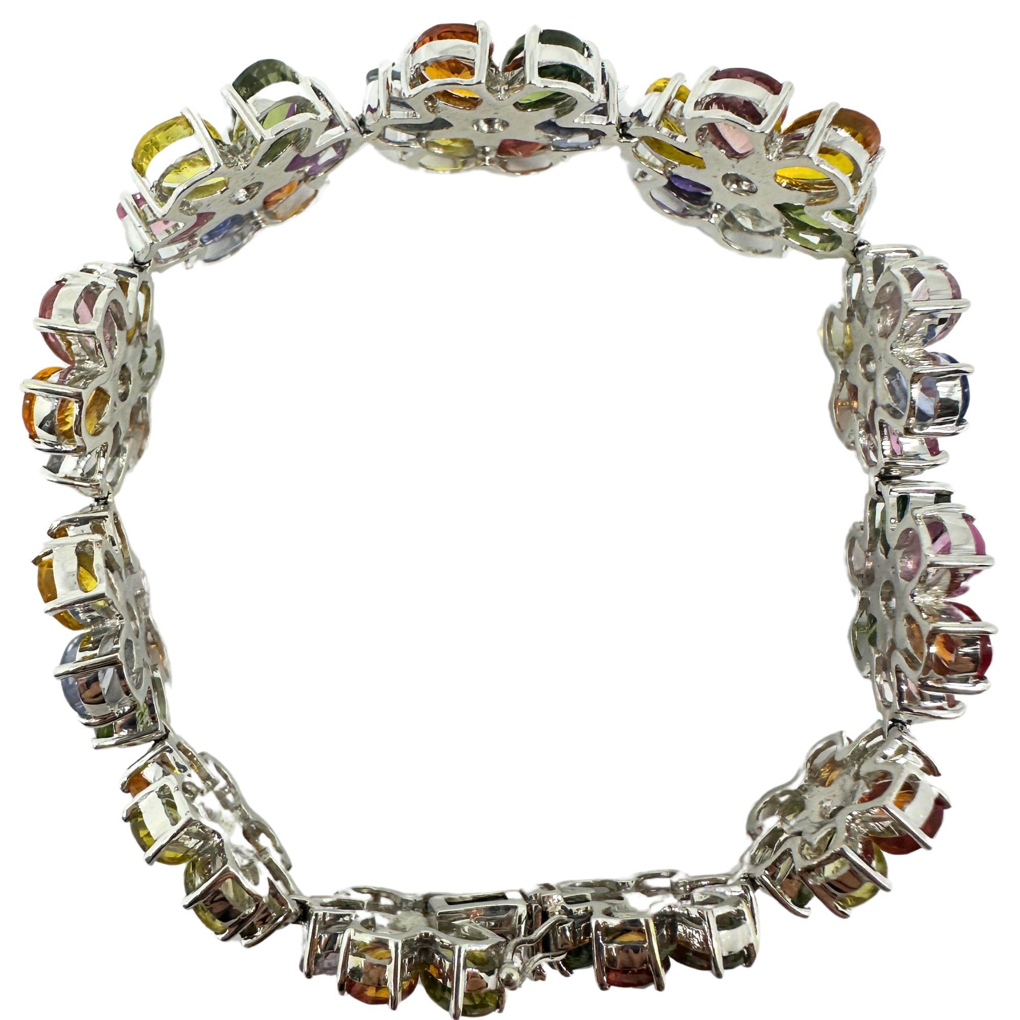 18k Modern Pear Cut Multicolor Sapphire and Diamond Flower Bracelet For Sale 1