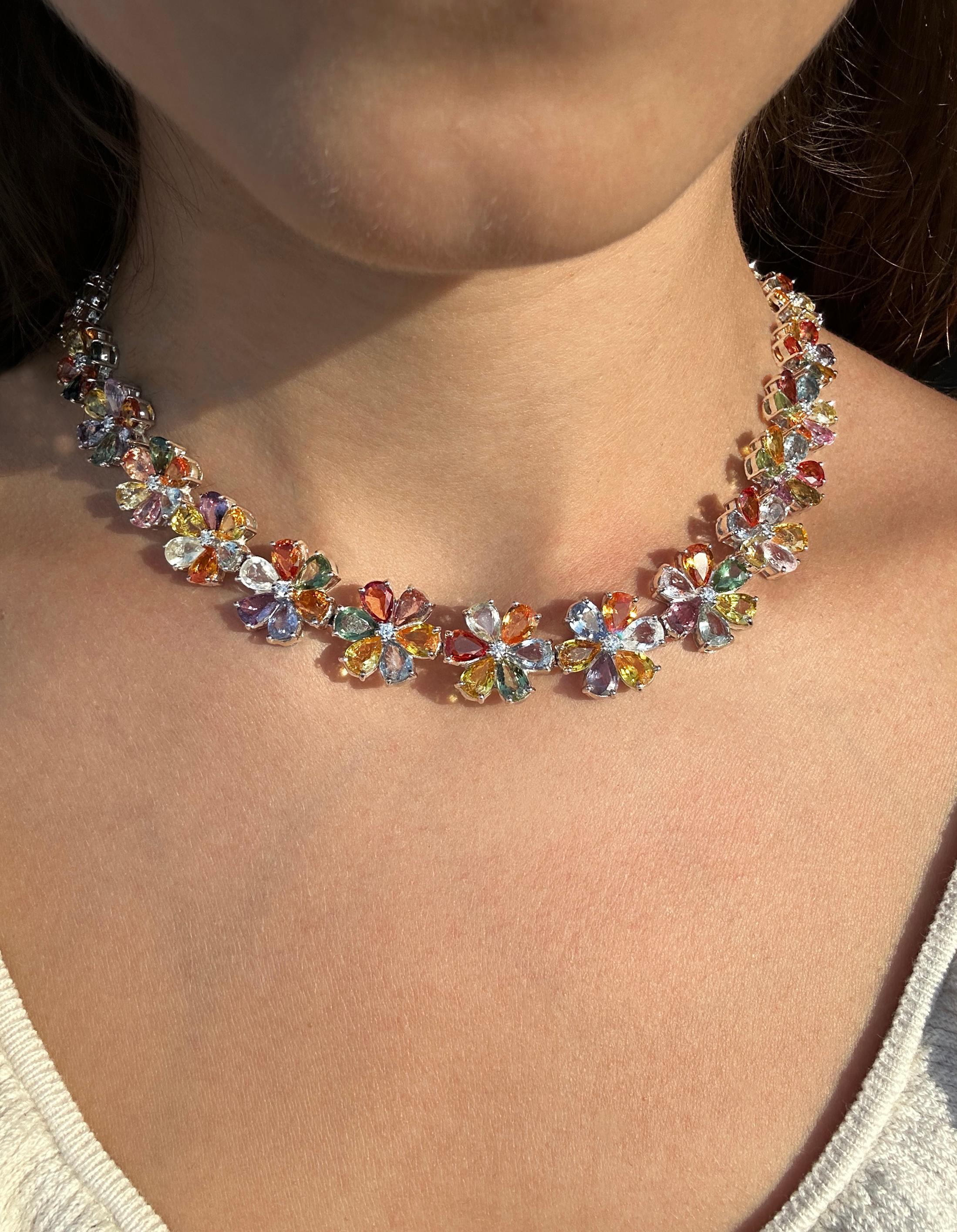 Collier moderne en saphirs multicolores taille poire 18 carats et diamants en vente 5