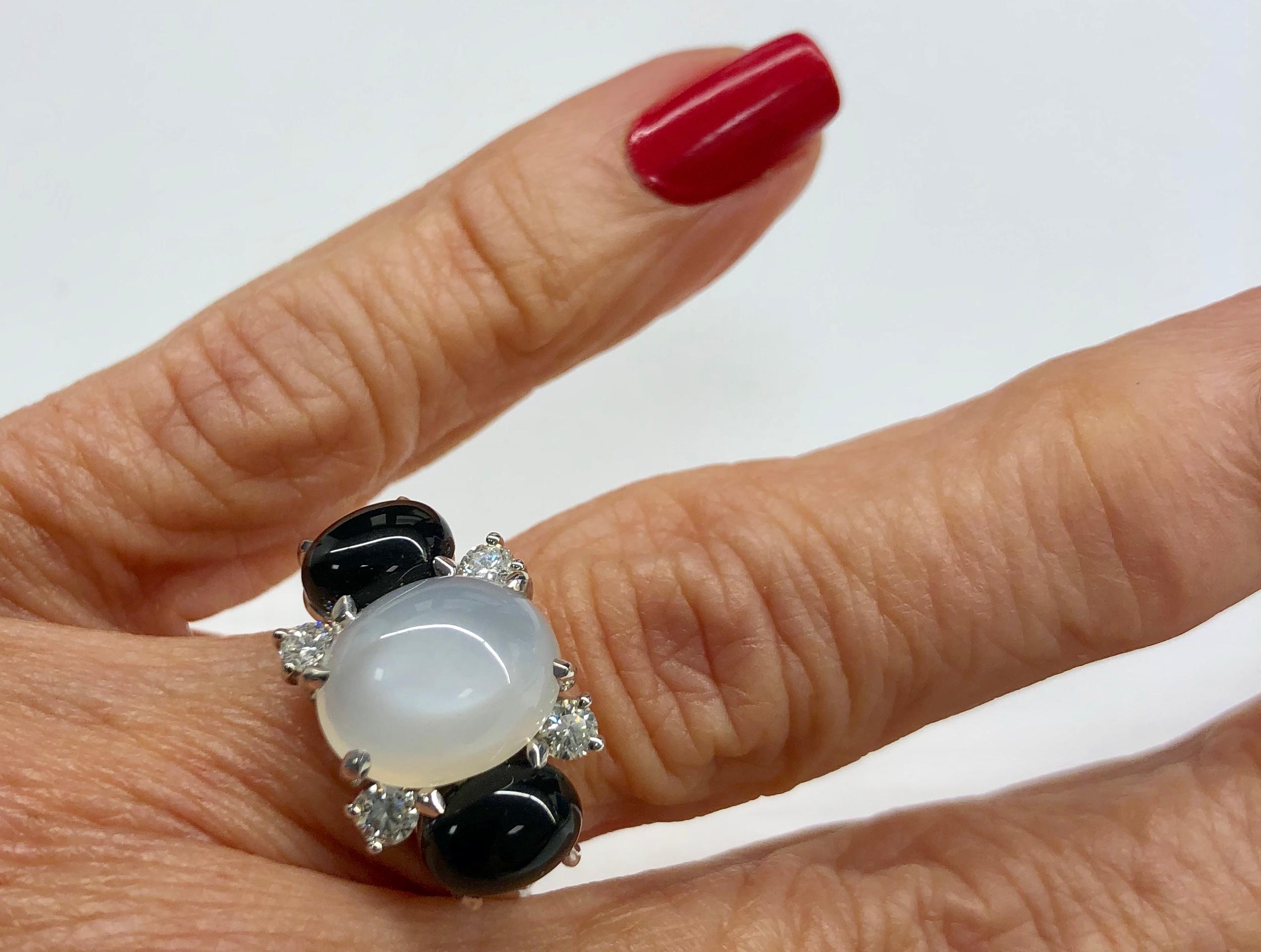 18 Karat Moonstone Onyx Diamond Ring 2