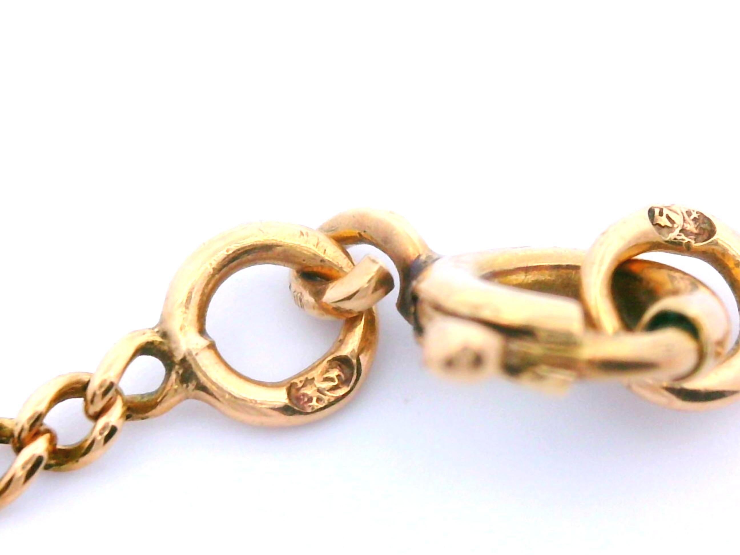 Pendentif Mère Maria 18k avec chaîne en or jaune 14k en vente 4