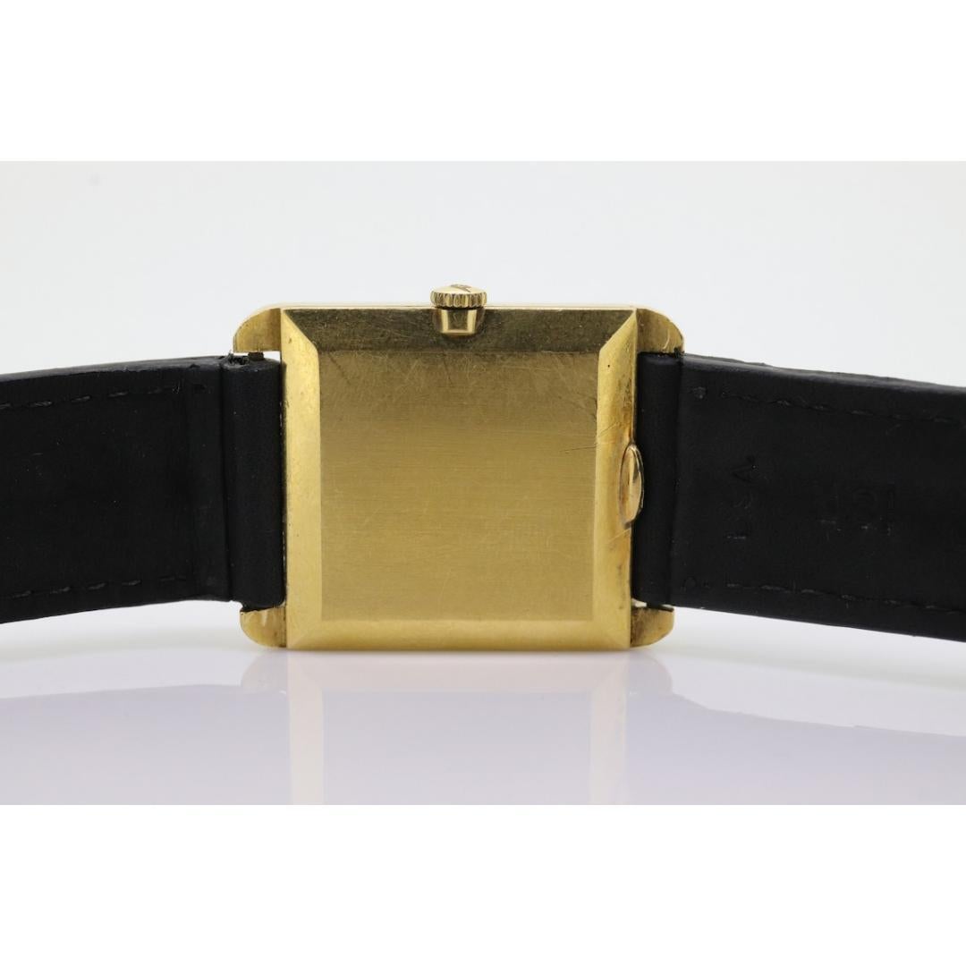 18k MOVADO Rechteckige Handuhr. Movado Vintage Tank 1