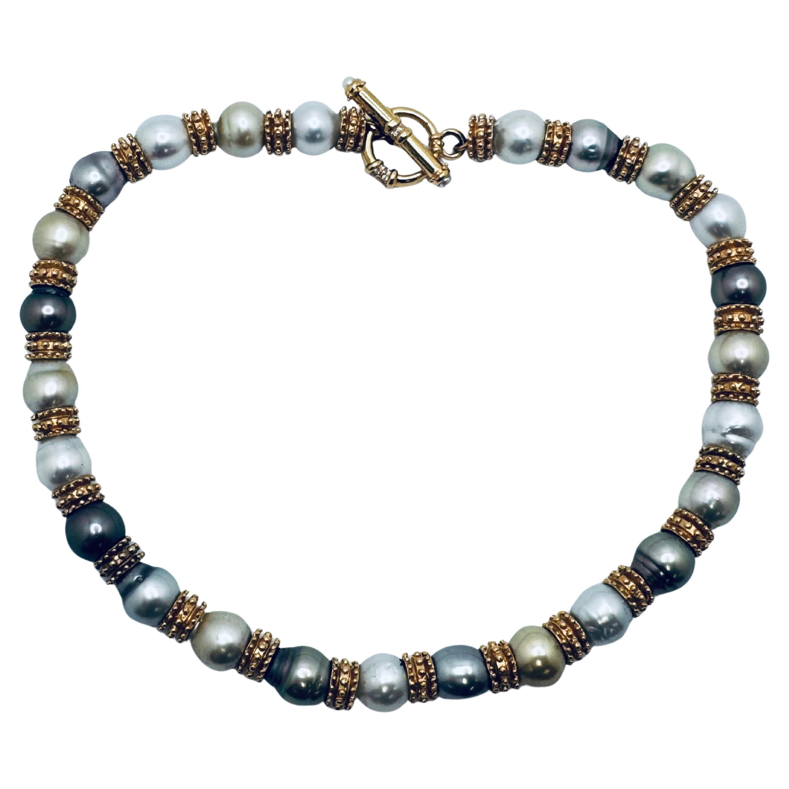 Collier de perles des mers du Sud multicolores et de diamants 18K 17.5" en vente