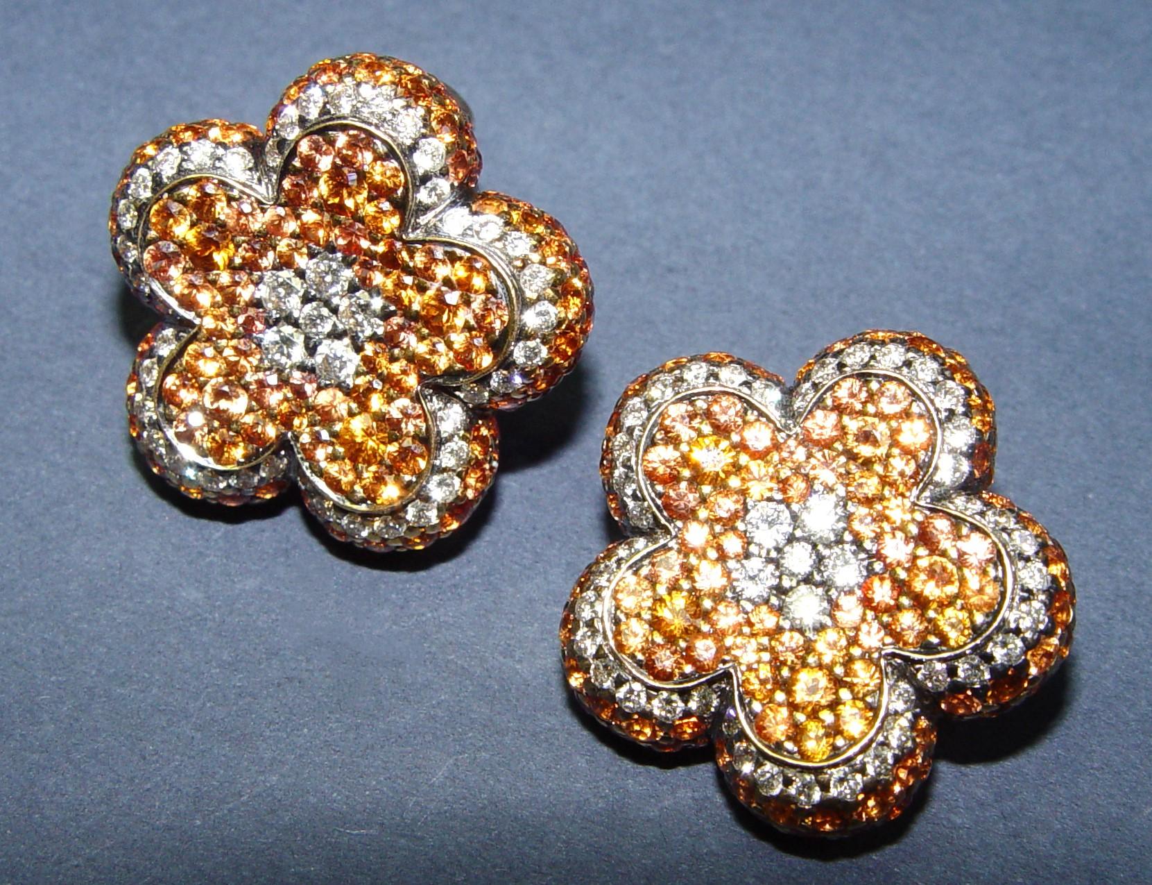 18K Natural Diamond & sapphire flower earrings 25x25MM For Sale 7