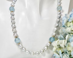 18k necklace with Japanese Akoya pearls and Aquamarine