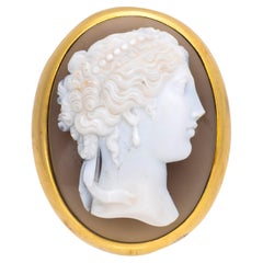 18k Neoclassical Brooch Agate Cameo