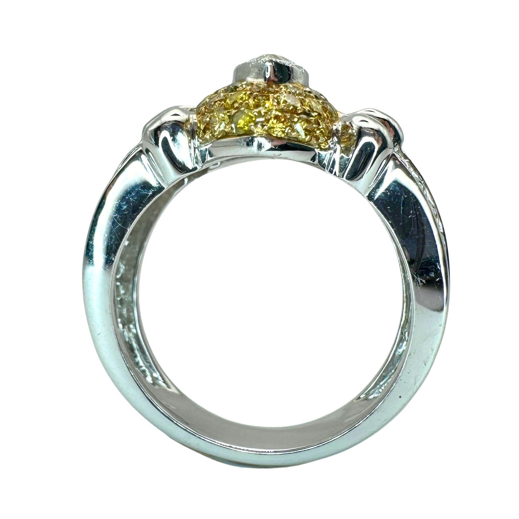 18k North-South Marquise Cut White Diamond and Yellow Diamond Ring For Sale 4