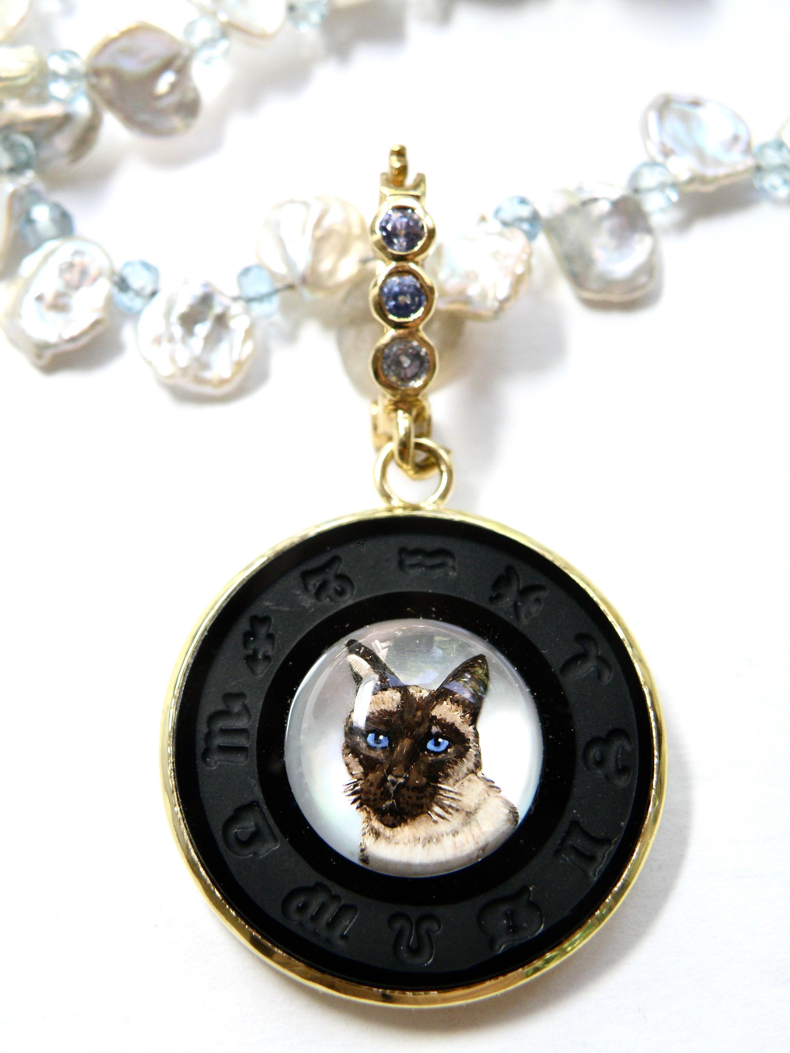 18K Onyx Siamese Cat Zodiac, abnehmbarer Anhänger, Tierkreiszeichen (Zeitgenössisch) im Angebot