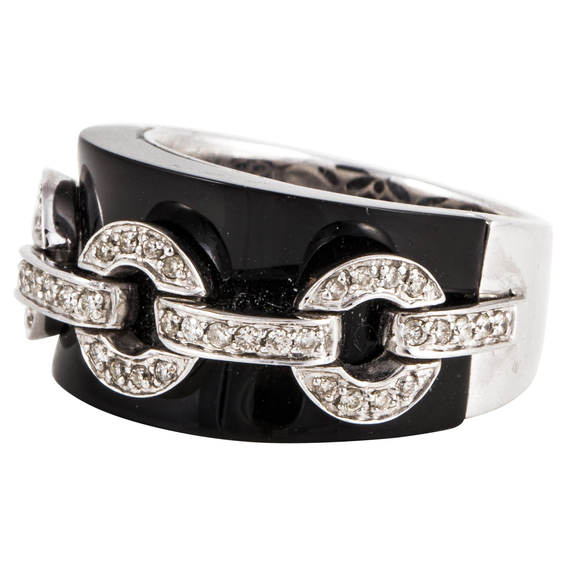 18K White Gold Black Onyx and Diamond Ring For Sale